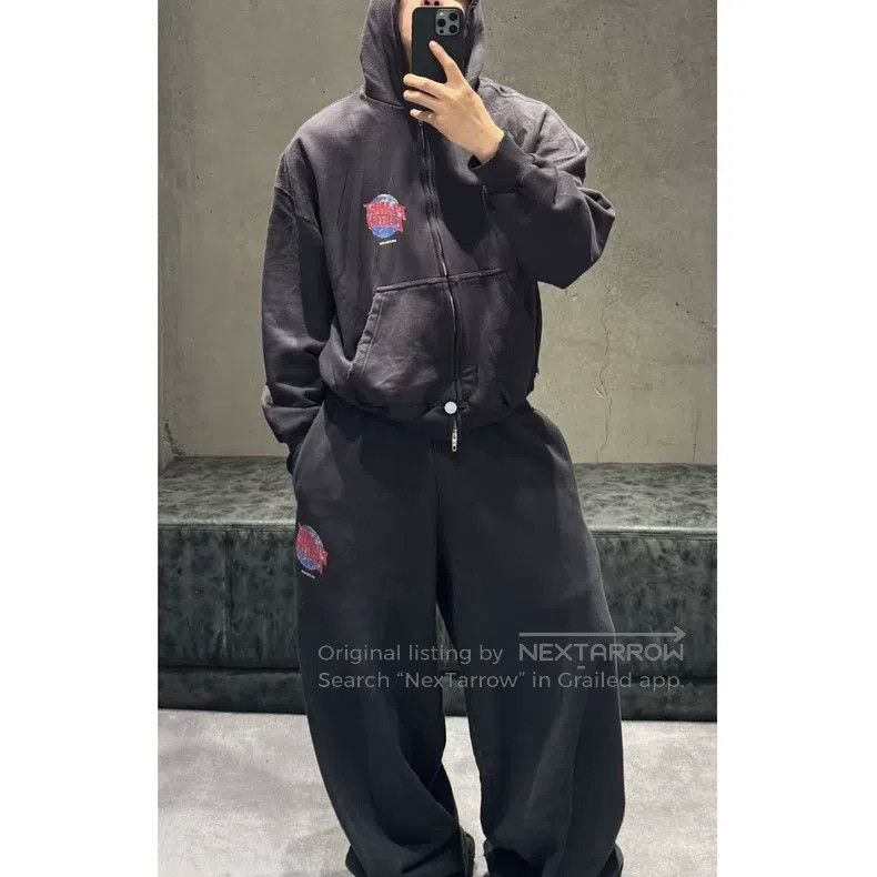 Balenciaga Balenciaga size XS Graffiti Logo Printed Distressed Sweatp Size US 27 - 6 Thumbnail