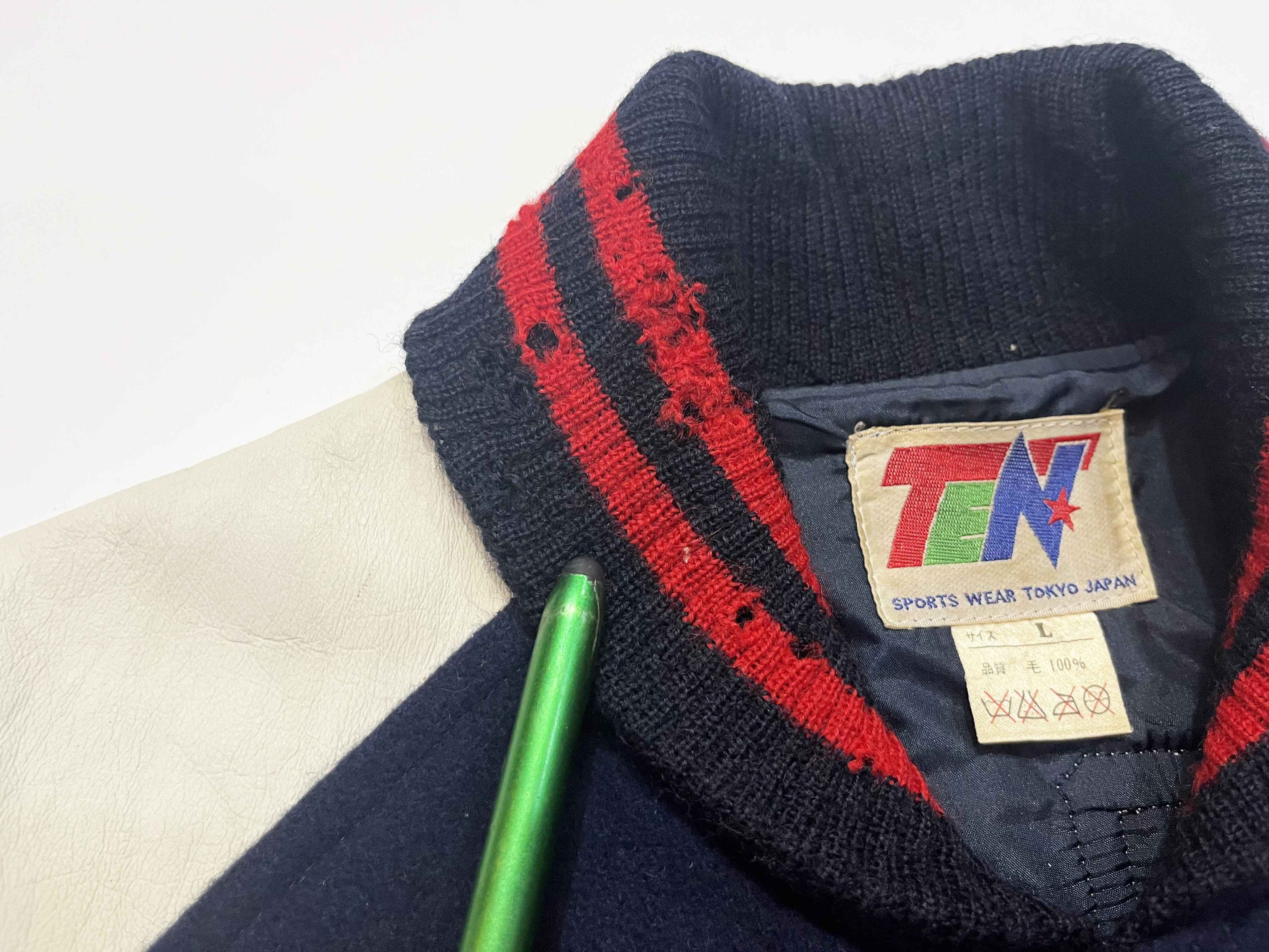 Vintage Vintage Waseda University Ski Team Letterman Leather Jacket Size US L / EU 52-54 / 3 - 14 Thumbnail