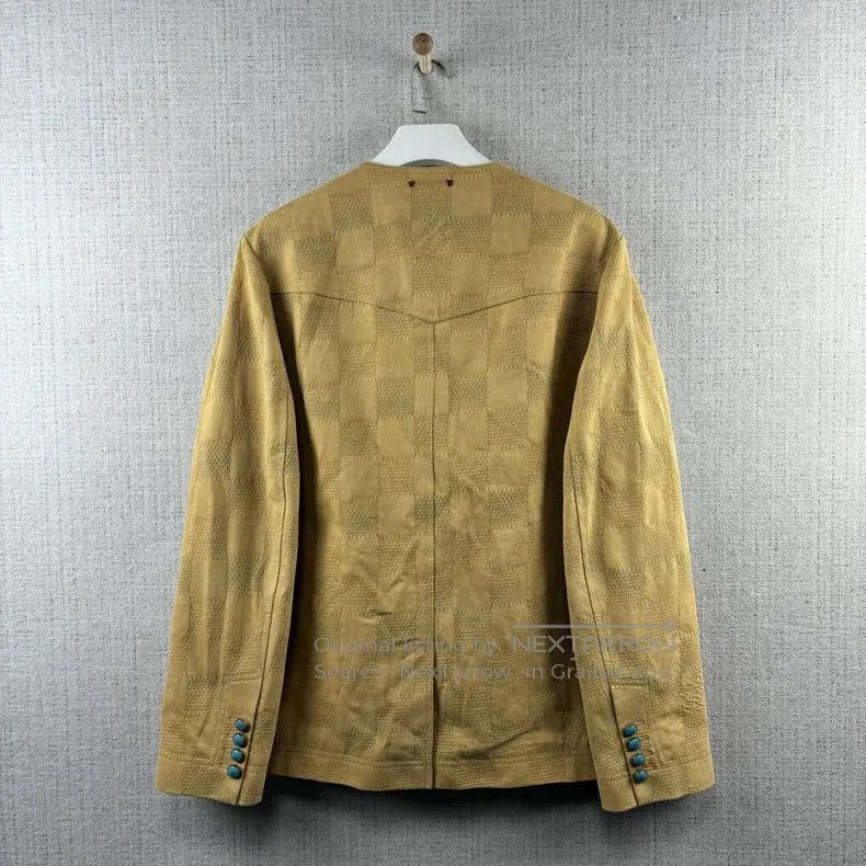 Louis Vuitton Louis Vuitton FW24 Letter Jacquard Crew Neck Single Breast Size US L / EU 52-54 / 3 - 2 Thumbnail