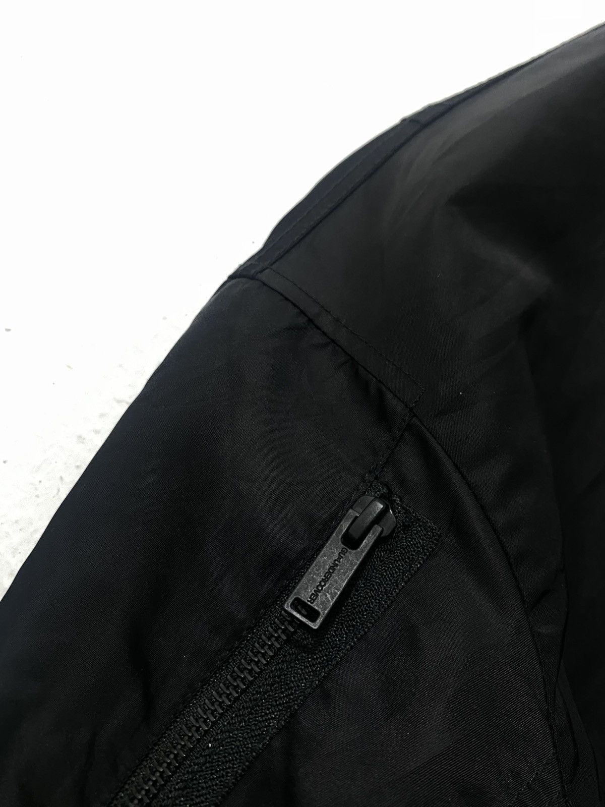 GU × Undercover Gu x Undercover Freedom Noise Bomber Jacket Size US S / EU 44-46 / 1 - 6 Thumbnail