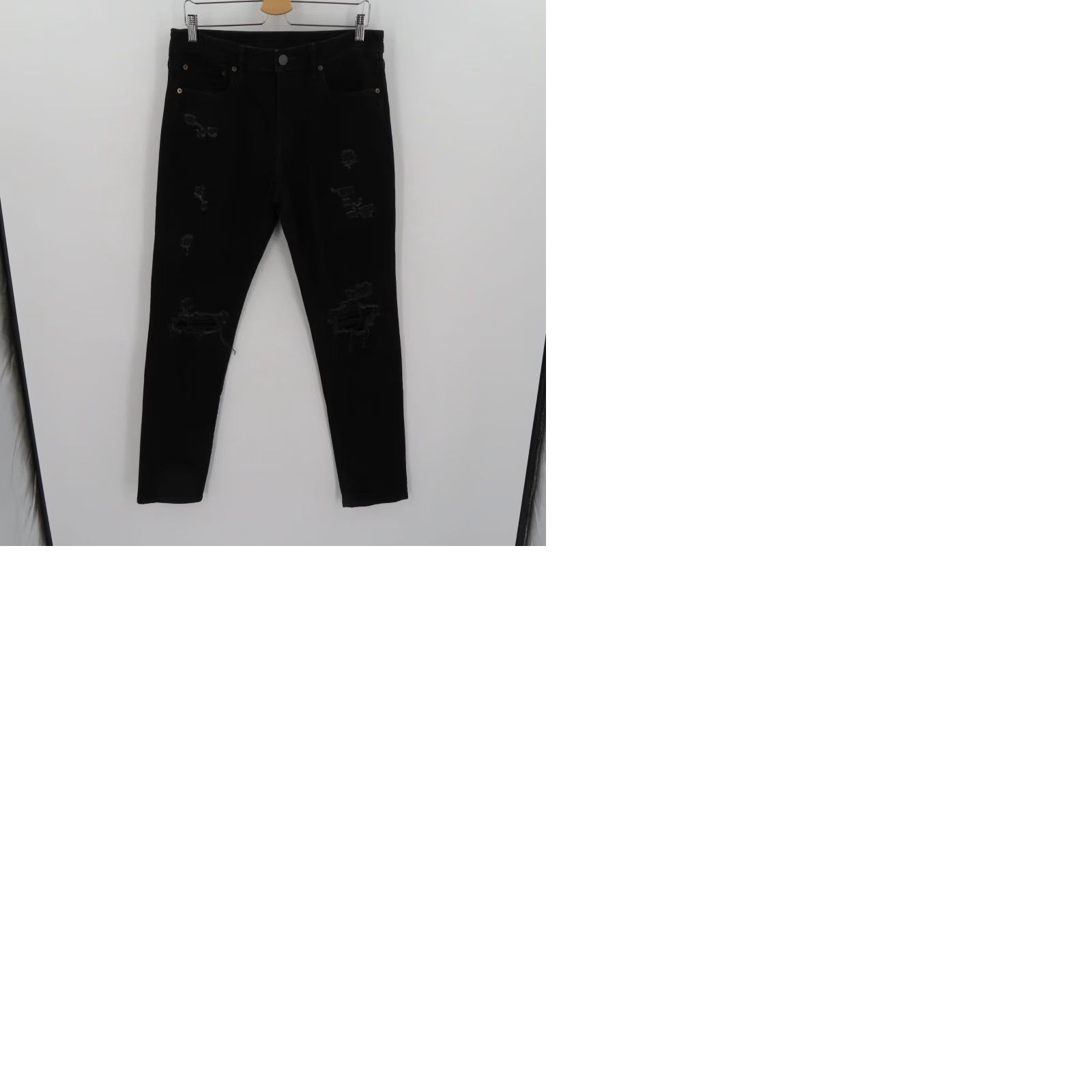 American Eagle Outfitters American Eagle Outfitters Men Jeans 32x34 Athletic Cozy Airflex Distressed Black Denim Straight 5-Pocket Size US 32 / EU 48 - 9 Thumbnail