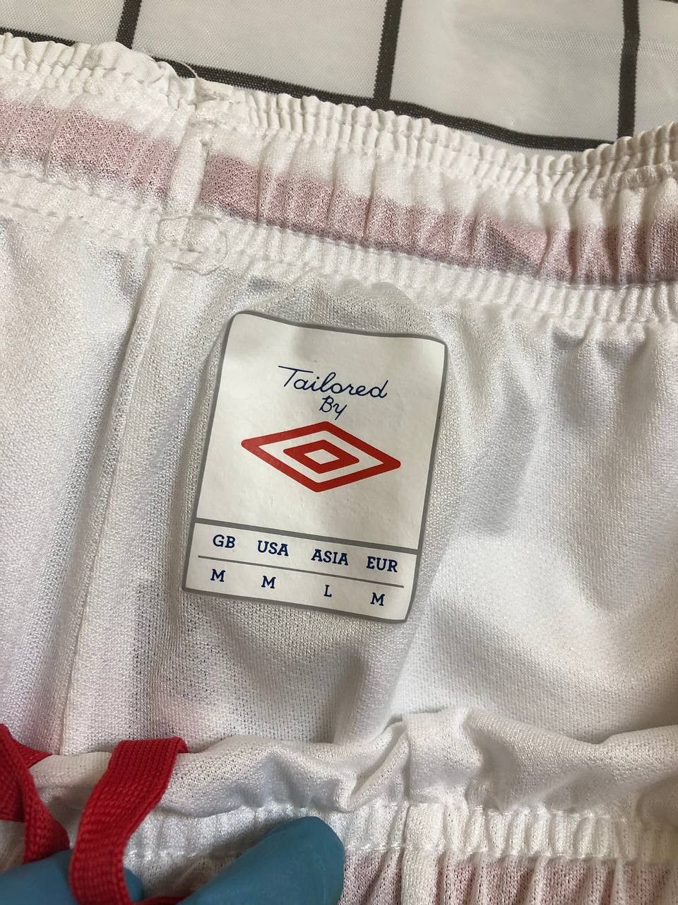 Umbro Umbro England Short Home Away Men's Football Soccer Size US 32 / EU 48 - 11 Thumbnail