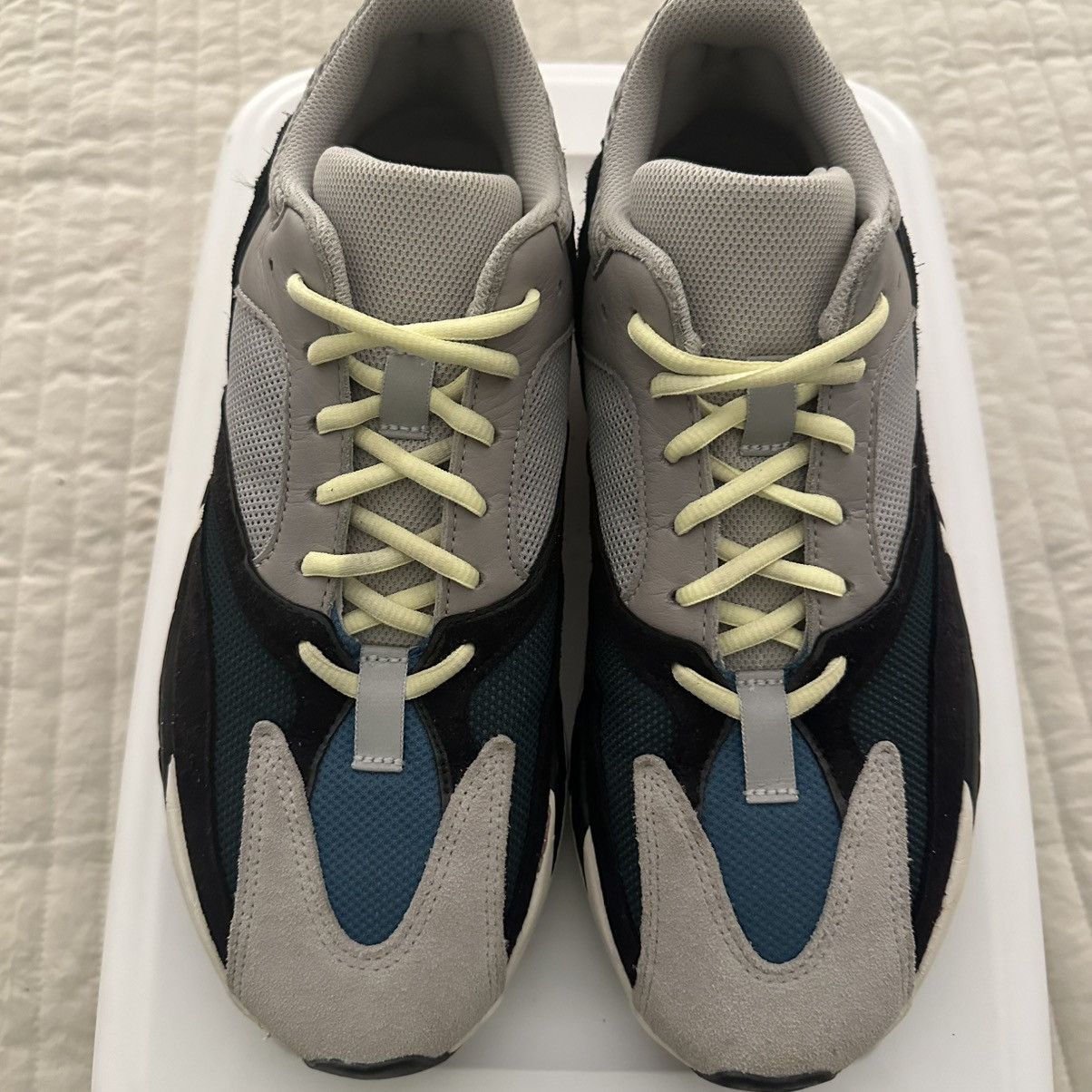 Yeezy Boost 700 Wave Runner Sneakers Multi-Color Design
