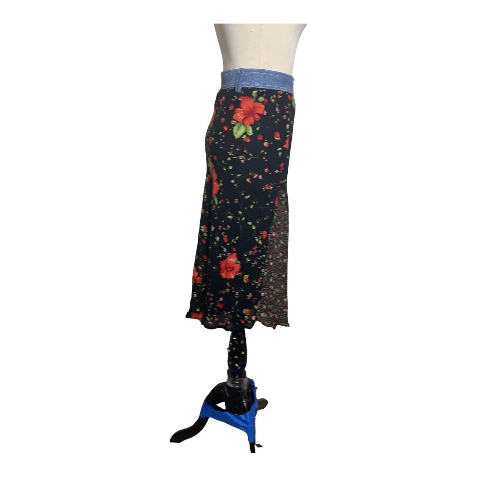 Maje Maje Paris black red floral ruffled skirt size 3- Small Size 32" / US 10 / IT 46 - 13 Thumbnail