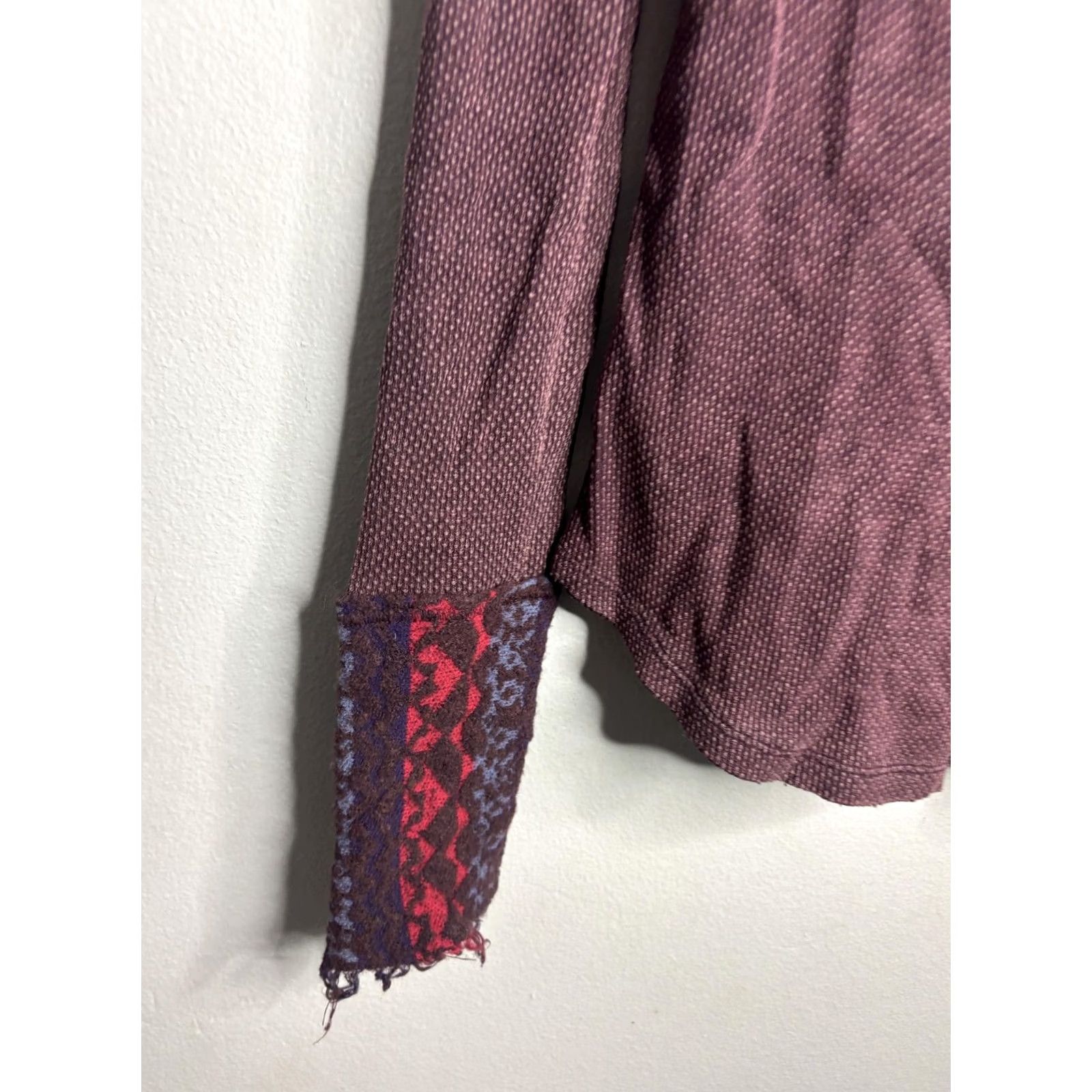Vintage We The Free Thermal Top Womens Medium Purple Deep V Neck Long Sleeve Boho Cuff Size M / US 6-8 / IT 42-44 - 2 Thumbnail