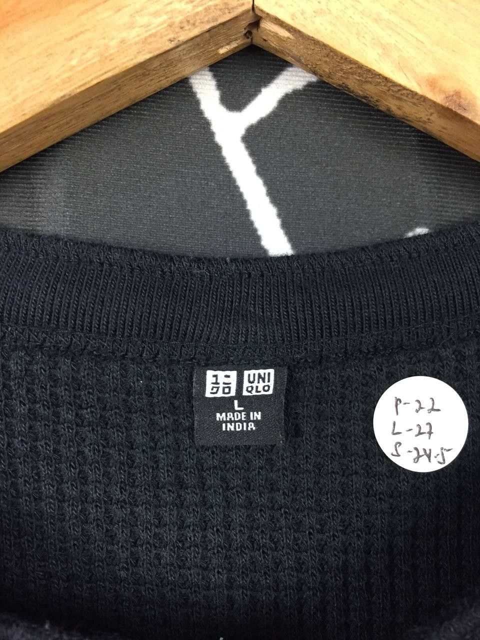 Uniqlo Uniqlo Waffle Knit Henley Long Sleeve Tee Size L Size US L / EU 52-54 / 3 - 8 Thumbnail