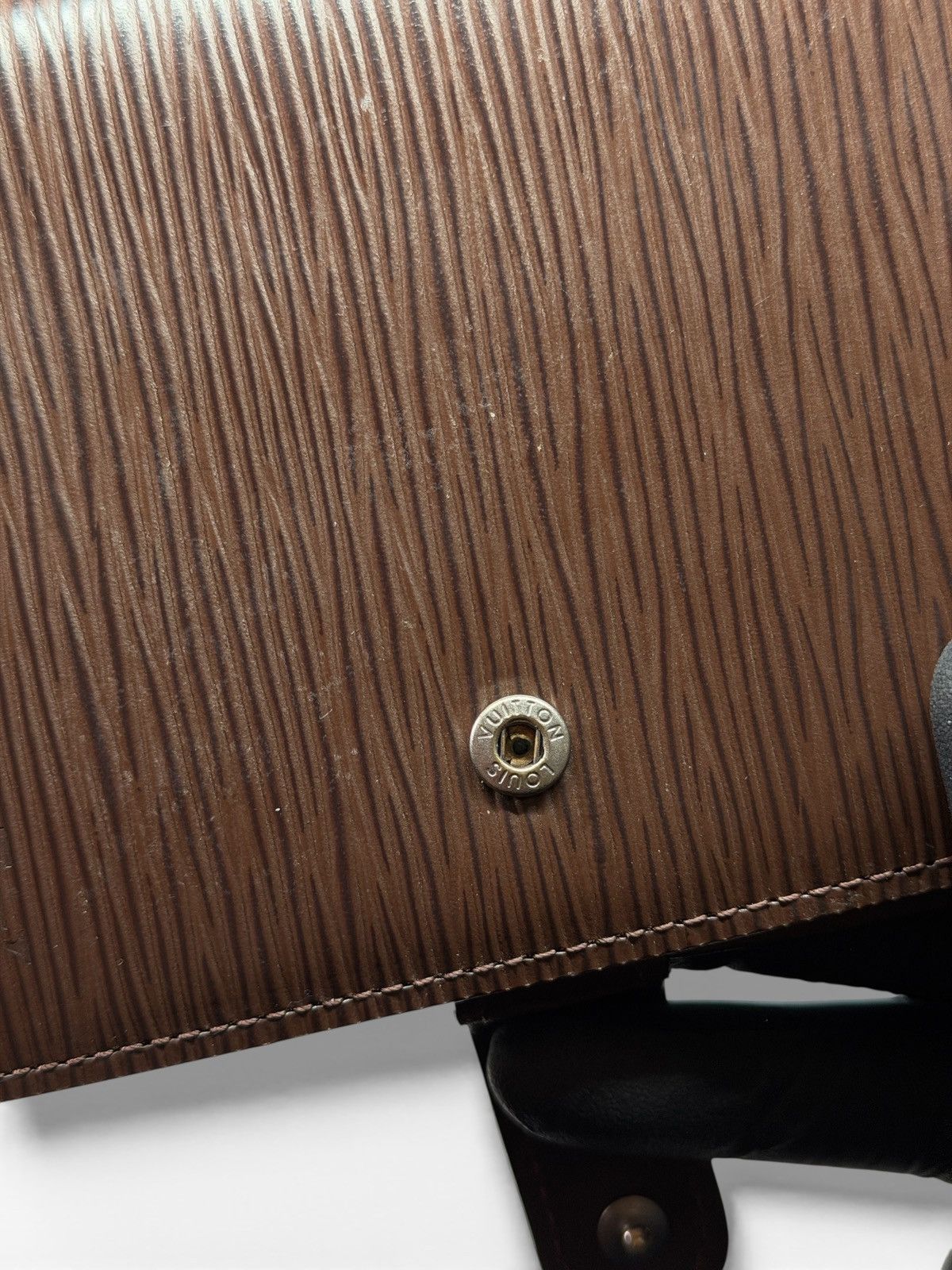 Louis Vuitton LOUIS VUITTON EPI AGENDA BIFOLD WALLET Size ONE SIZE - 4 Thumbnail