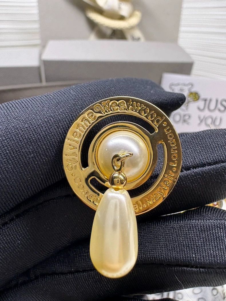 Vivienne Westwood Vivienne Westwood Water Drop Pearl Earrings-Gold Size ONE SIZE - 4 Thumbnail