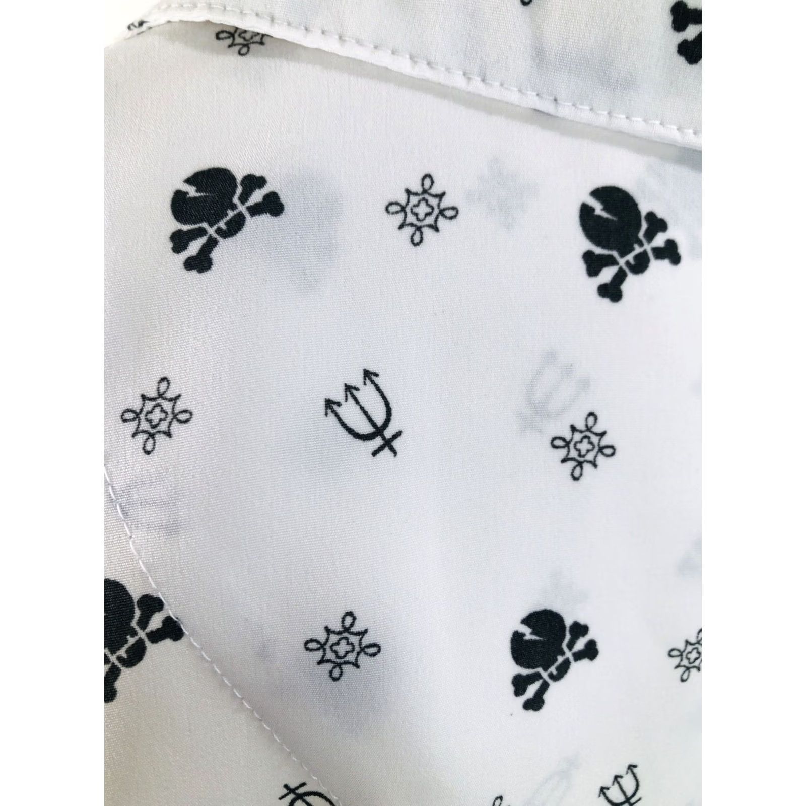Vintage Dragonfly Shirt HIGH VOLTAGE Skull / Crossbones Trident Cross White / Black XL XXL Mens Size US XXL / EU 58 / 5 - 7 Thumbnail