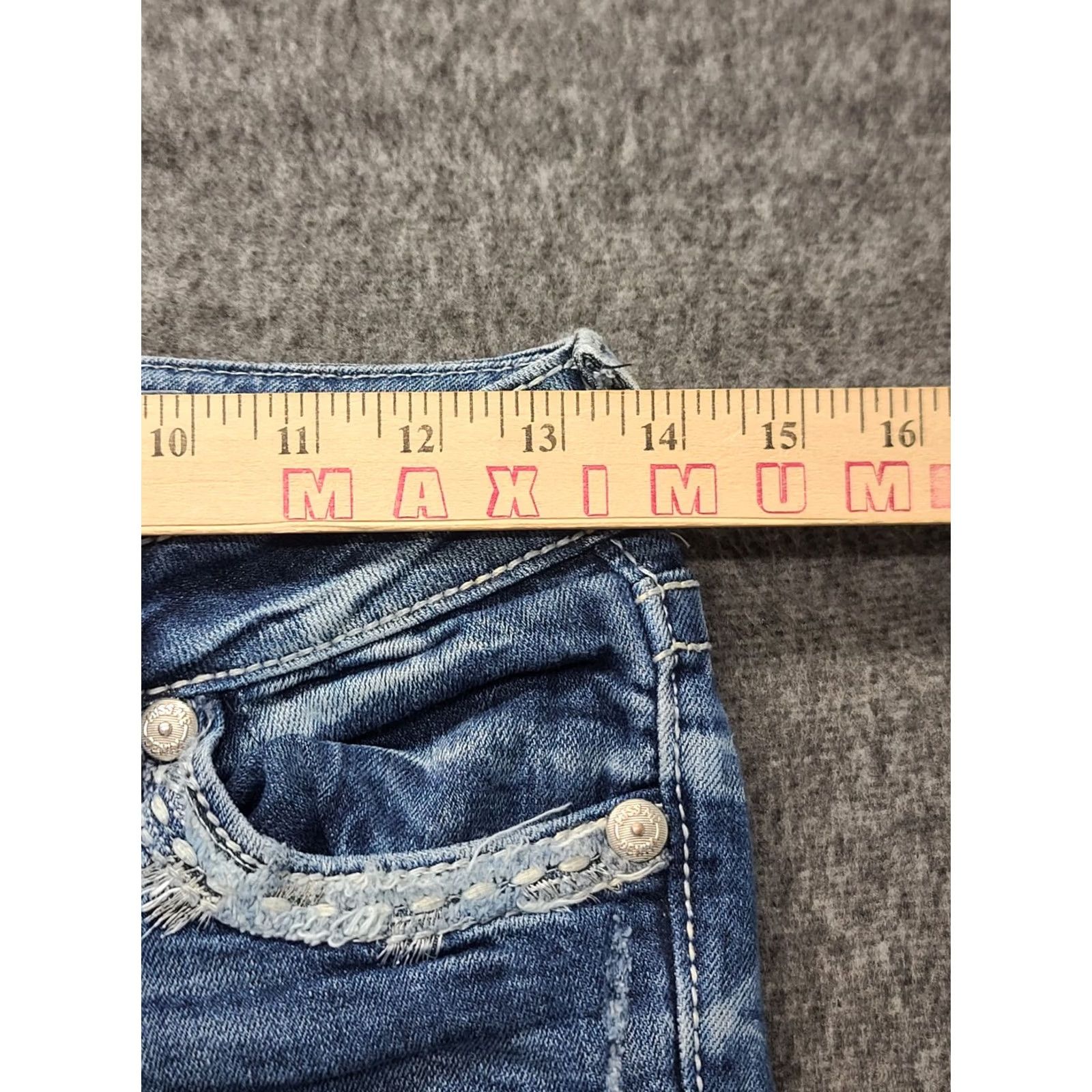 Miss Me VINTAGE Miss Me Jeans Womens 25x28 Regular Cuffed Skinny Distressed Whip Stitch Blue Denim 5-Pocket Mens Womens Boys Girls Size 42" / US 20 - 6 Thumbnail