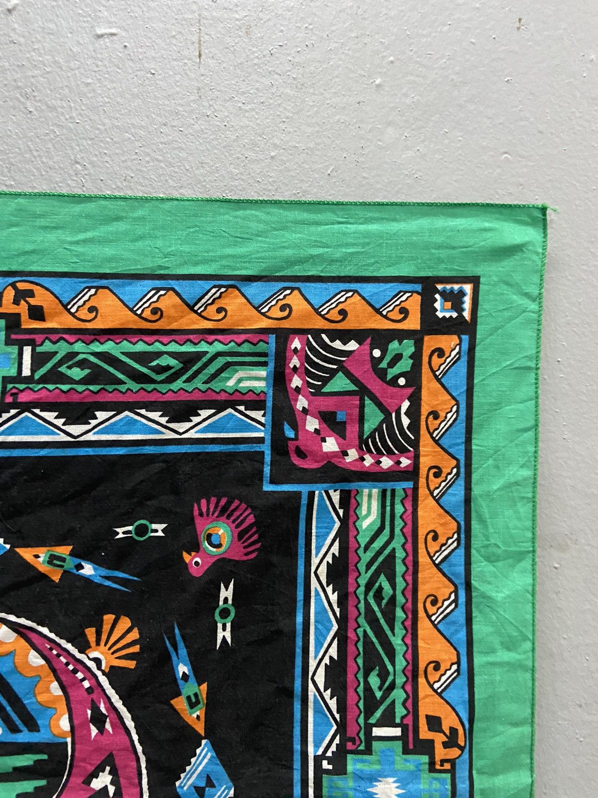 Vintage VINTAGE WAMCRAFT NATIVE AMERICAN THUNDERBIRD BANDANA Size ONE SIZE - 5 Thumbnail