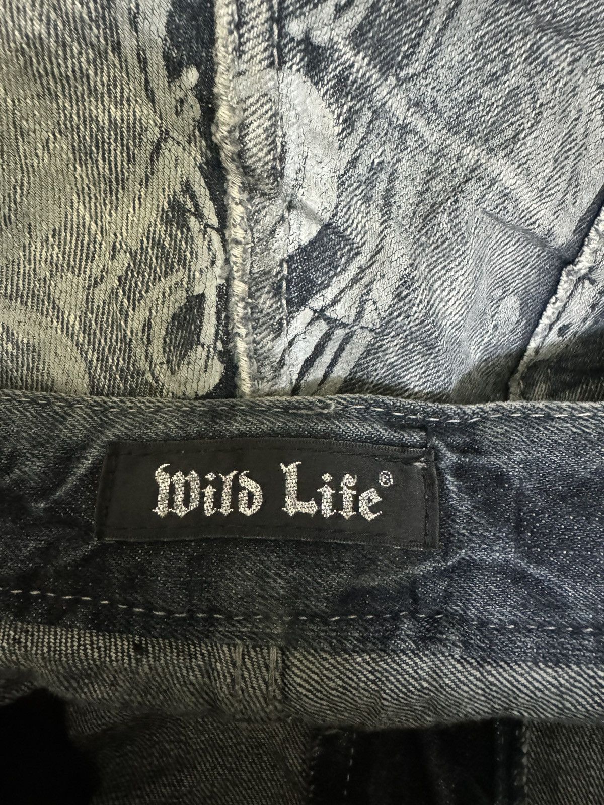 Japanese Brand Avantgarde Wild Life Distressed denim Size US 35 - 11 Thumbnail