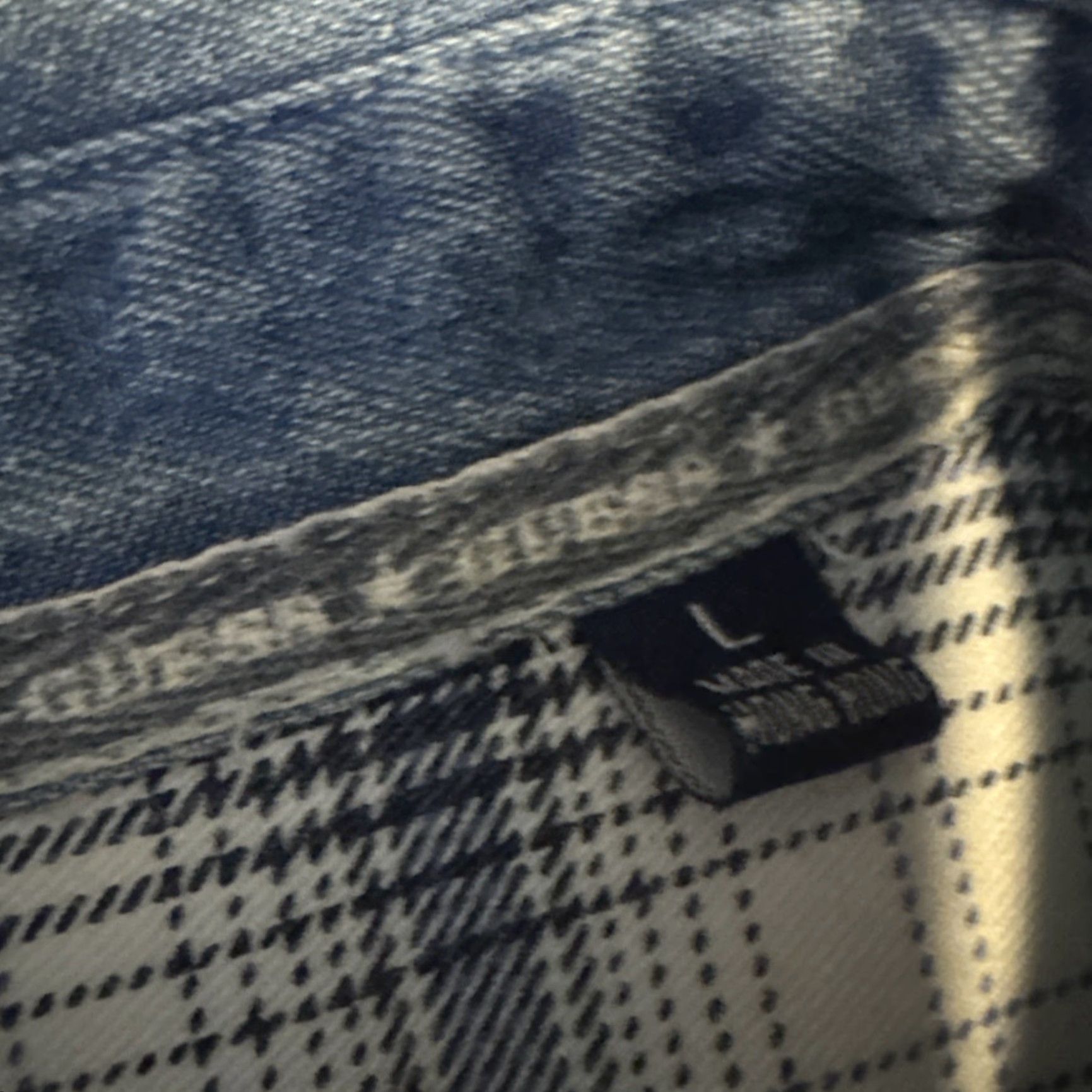 Guess VINTAGE Guess Shirt Denim 90s Plaid Collared Long Sleeve Large Blue Mens Size US L / EU 52-54 / 3 - 6 Thumbnail