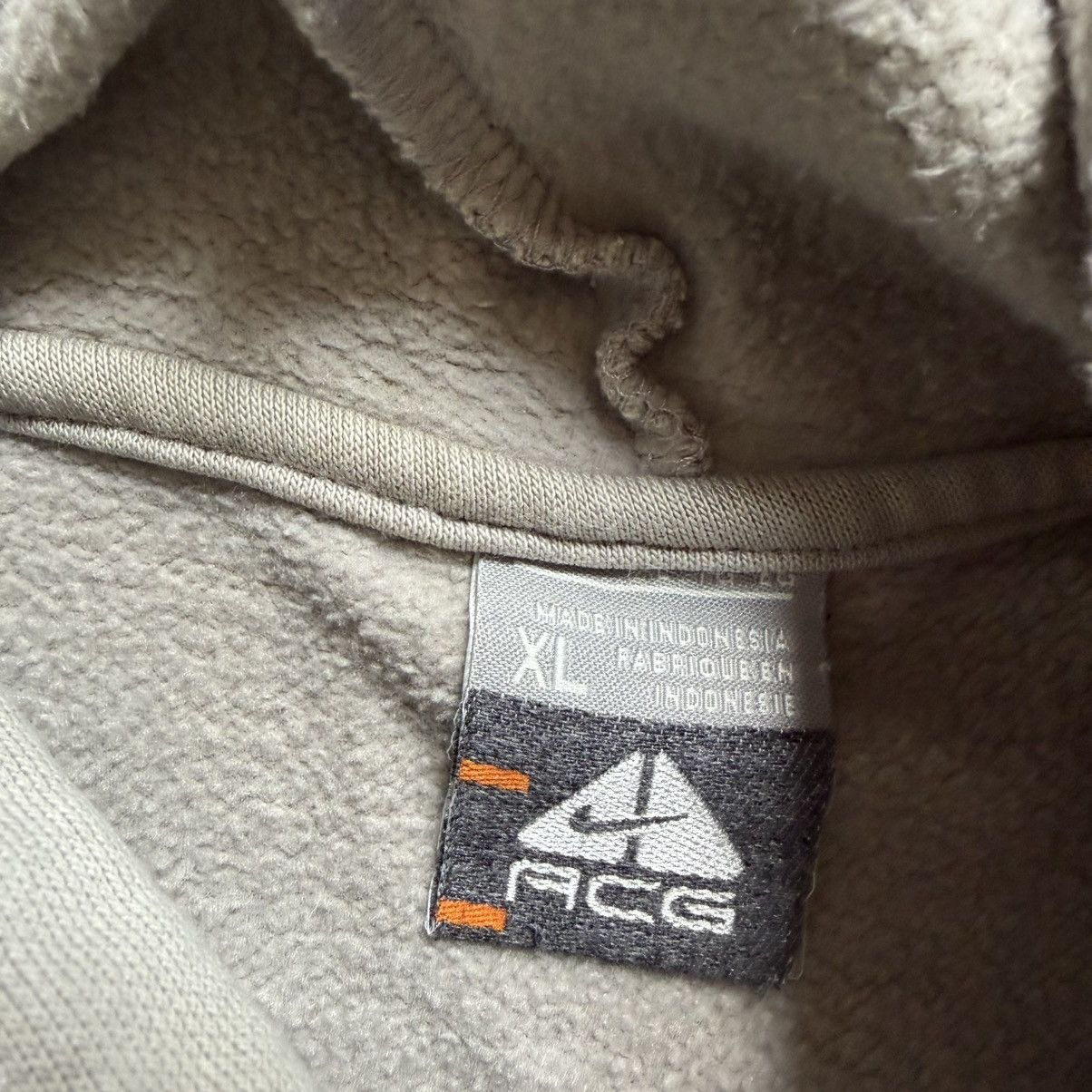 Nike ACG Vintage Y2K Nike ACG Vectors Hoodie Size US XL / EU 56 / 4 - 5 Thumbnail