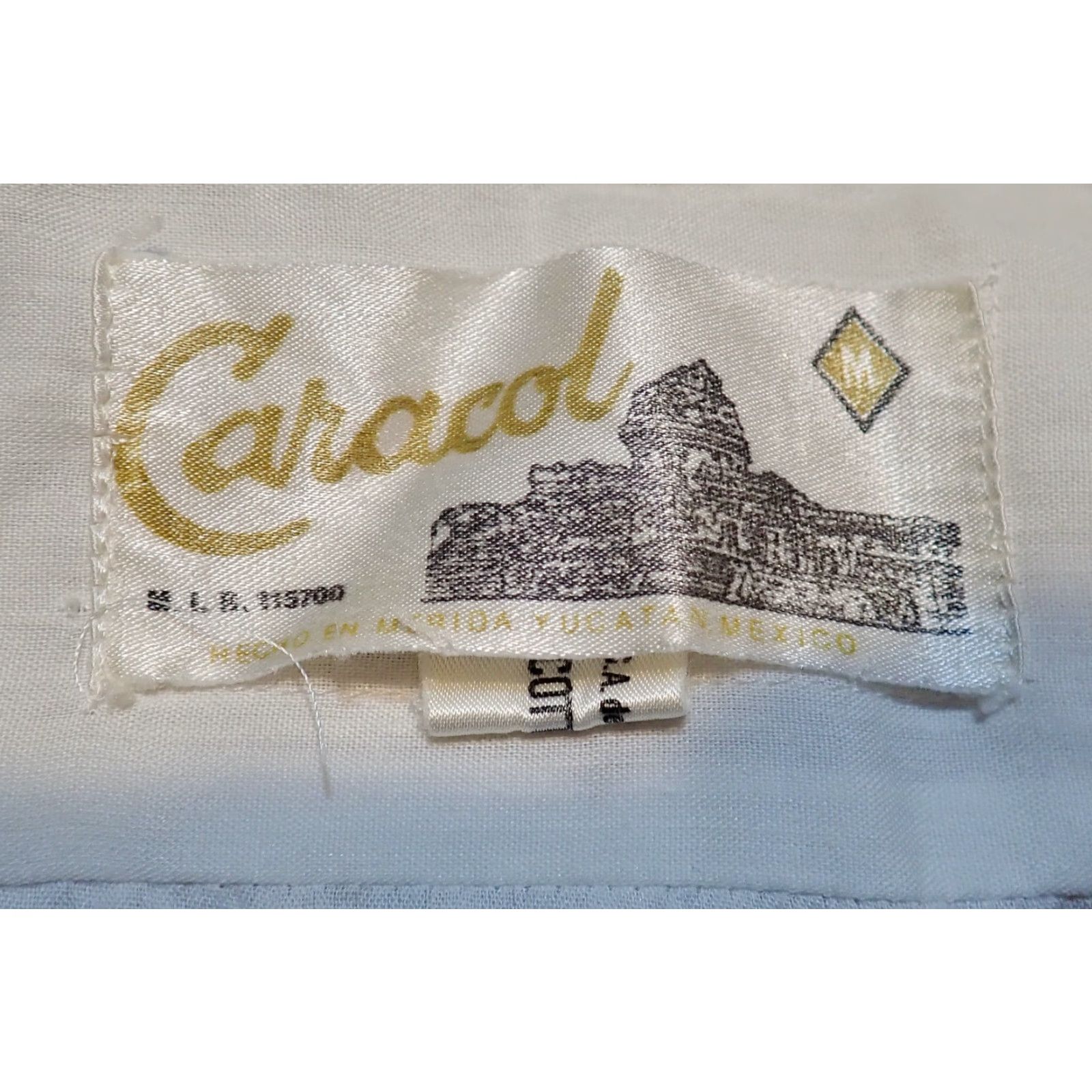 Vintage VINTAGE Caracol Shirt 60s 70s Loop Collar Guayabera Short Sleeve Button-Up White Mens M Cotton Summer Wedding Formal Casual 1960s 1970s Mexico Size 40R - 5 Thumbnail