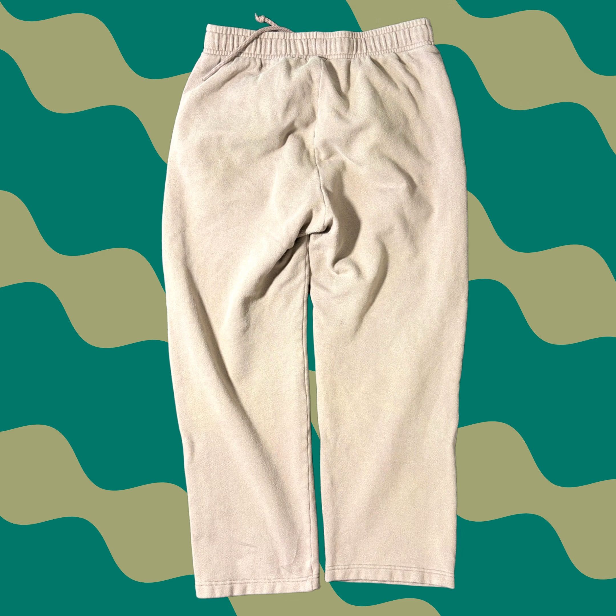 Victoria's Secret VINTAGE Victoria's Secret Pink Tan Beige Baggy Lounge Sweatpants M Women Blue Size 32" / US 10 / IT 46 - 1 Thumbnail