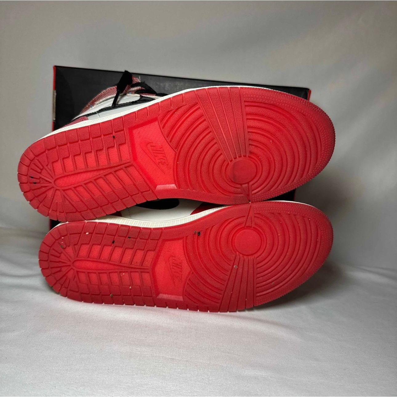 Jordan Brand × Nike Size 6 - Marvel x Air Jordan 1 Retro High OG Next Chapter Size US 6 / EU 39 - 7 Thumbnail