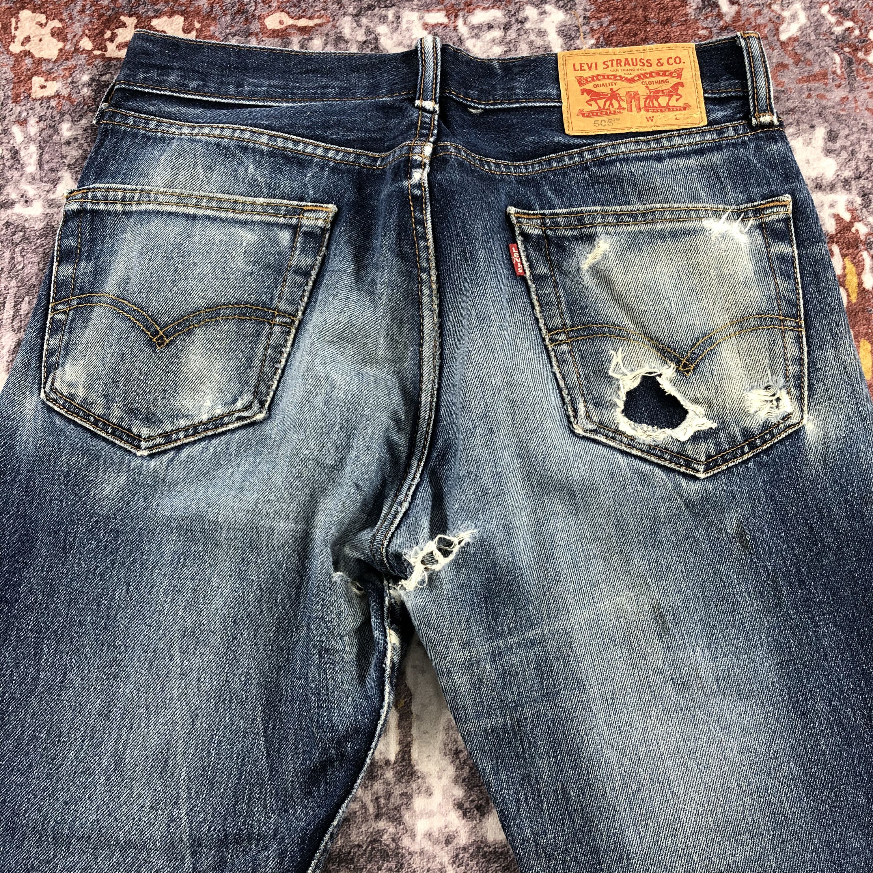 Levi's × Vintage Vintage Ripped Levis 505 Jeans-JM2240 Size US 31 - 5 Thumbnail