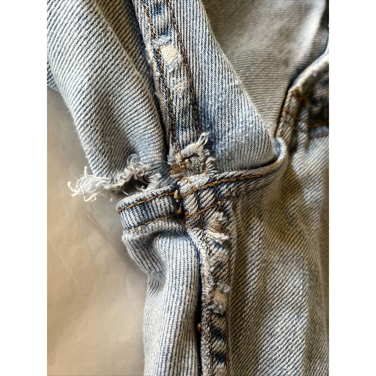 Levi's Levi’s 505 Jeans Mens 32x30 Light Wash Denim Cotton Blue Size US 32 / EU 48 - 12 Thumbnail