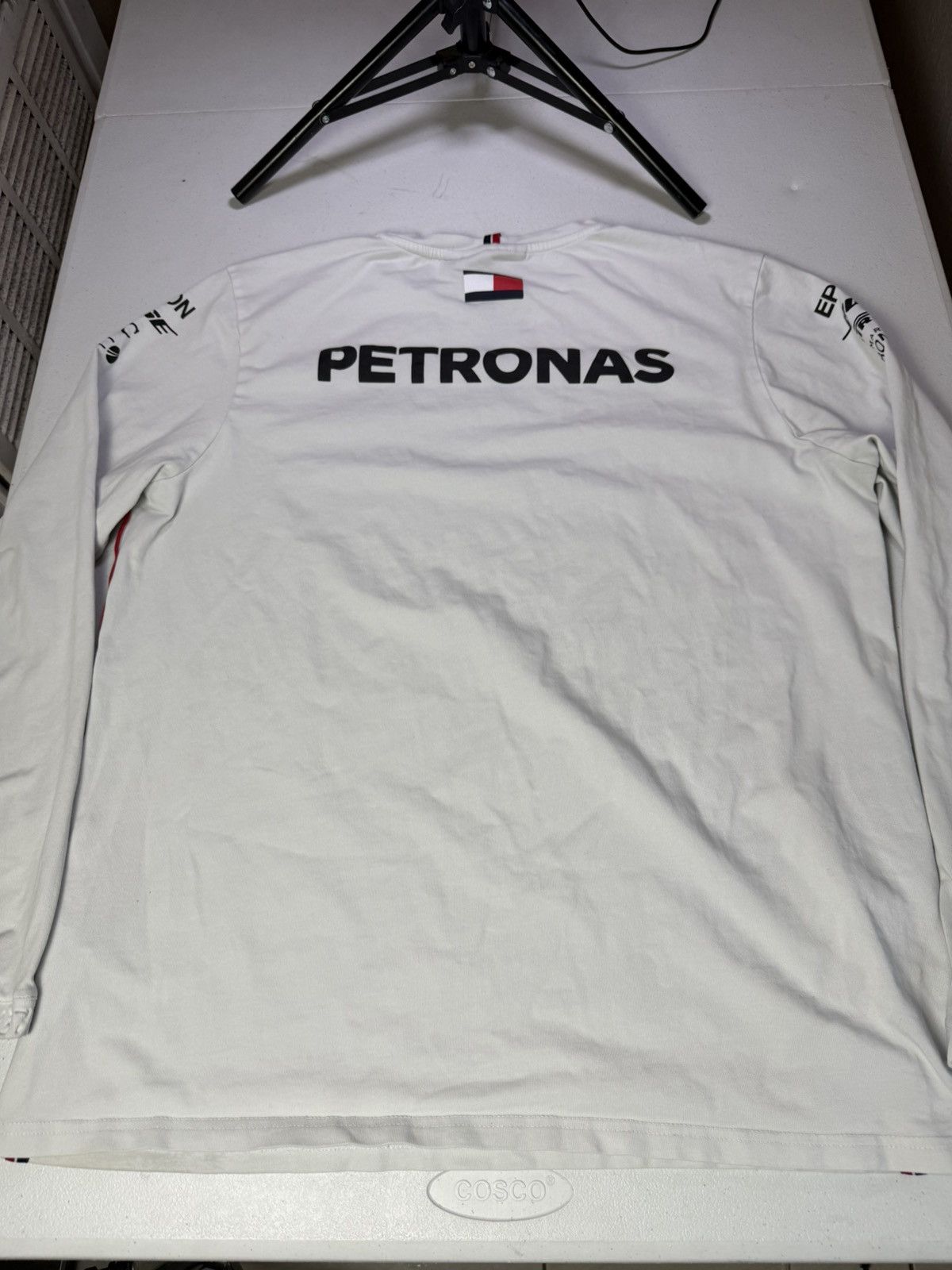 Mercedes-Benz MERCEDES AMG PETRONAS MOTORSPORT SHIRT JERSEY LONG Sz XL Size US XL / EU 56 / 4 - 14 Thumbnail