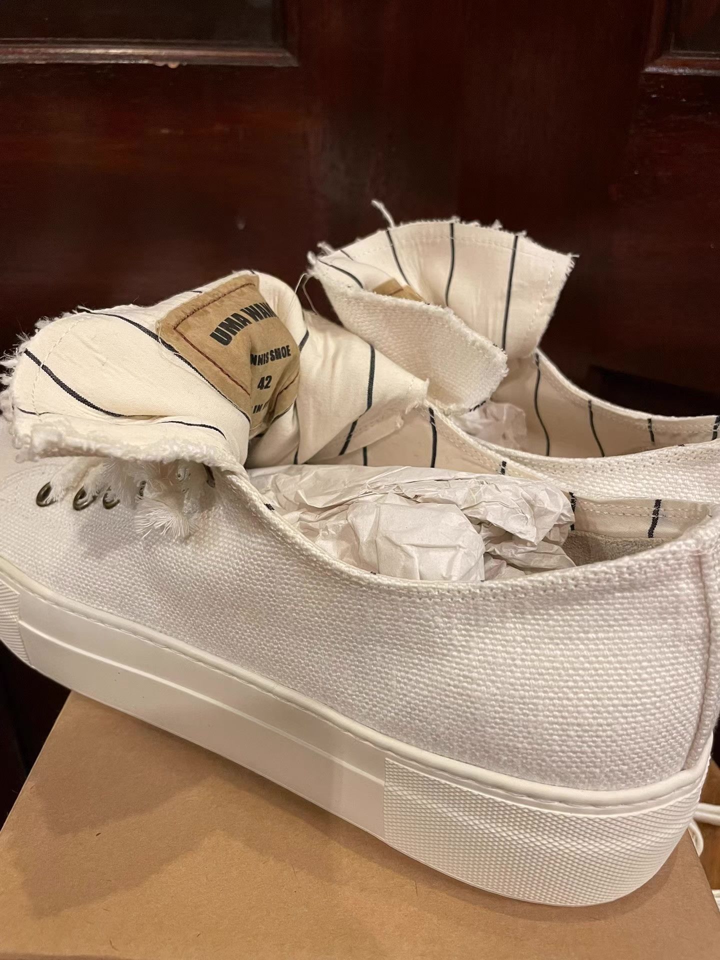Uma Wang UMA WANG Women’s White Low‑Top Canvas Tennis Sneakers Ｑ25 Size US 8.5 / EU 41-42 - 4 Thumbnail
