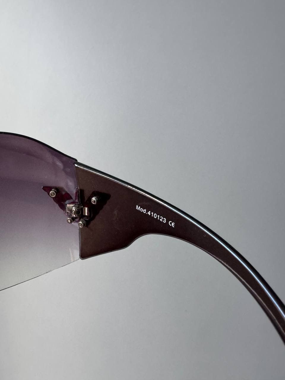 Giorgio Armani Armani Rare Y2K Mask Sunglasses Size ONE SIZE - 4 Thumbnail