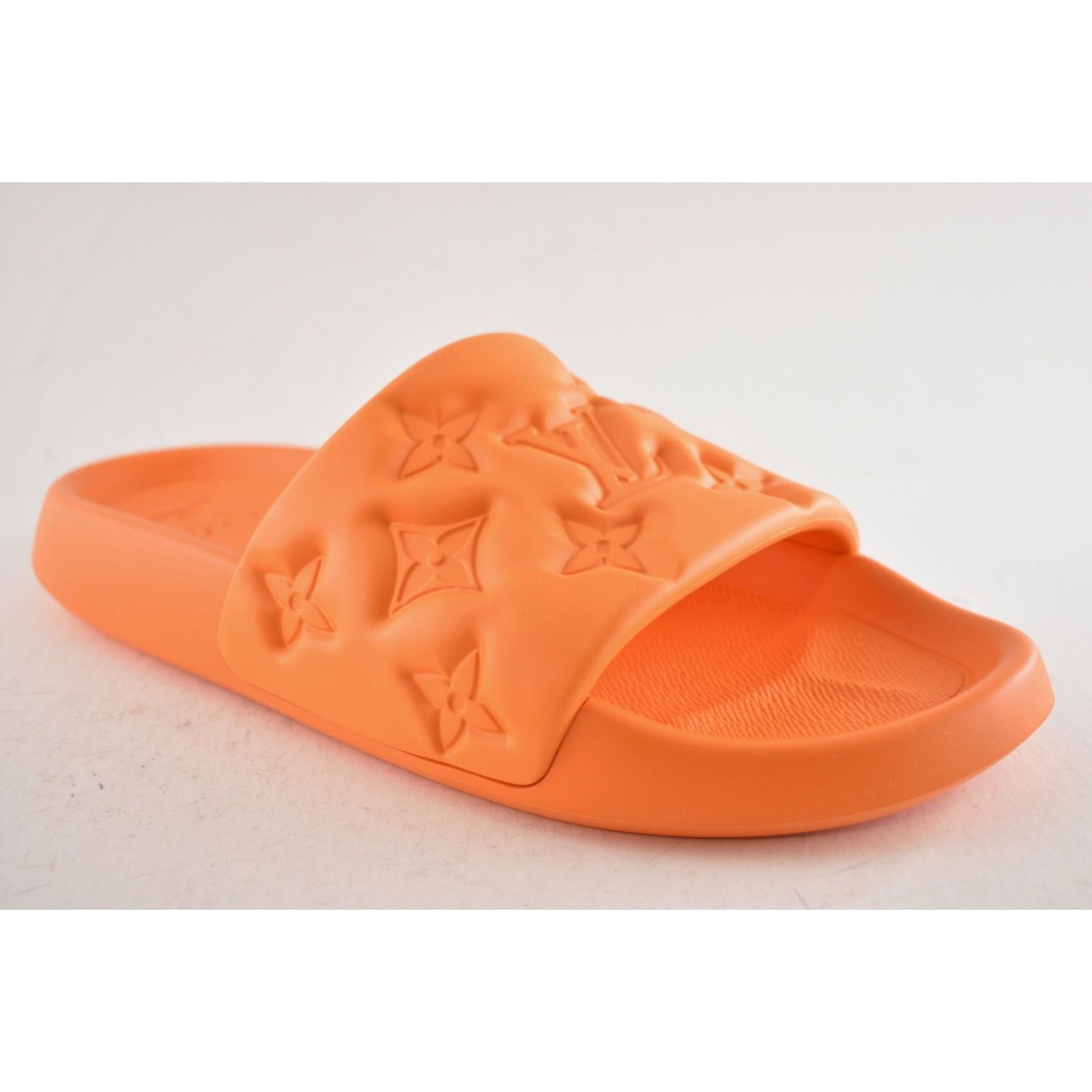 Louis Vuitton Louis Vuitton Waterfront Mule Bubble Sandal UK 9 US 10 11 Size US 9 / EU 42 - 4 Thumbnail