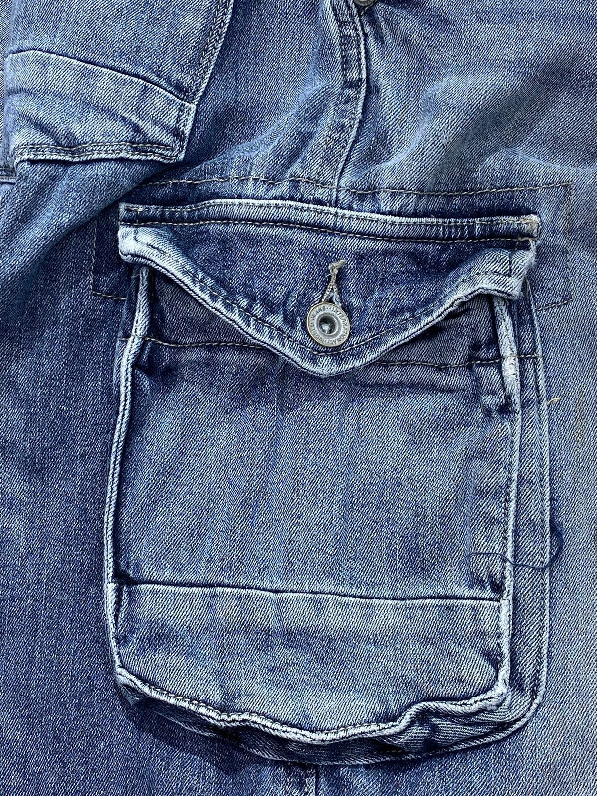 Japanese Brand Japanese Brand Faded Blue Wash Style Jeans Size US 34 / EU 50 - 12 Thumbnail