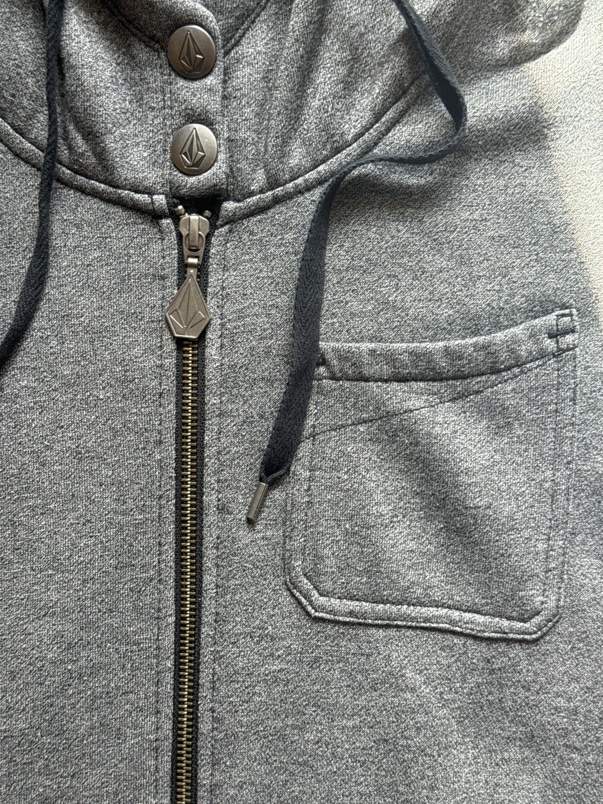Le Grande Bleu (L.G.B.) LGB style studded volcom hoodie Size US XS / EU 42 / 0 - 3 Thumbnail