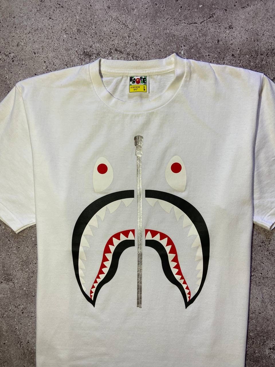 Bape Bape White Streetwear Printed T-Shirt Big Logo y2k Size US L / EU 52-54 / 3 - 2 Thumbnail