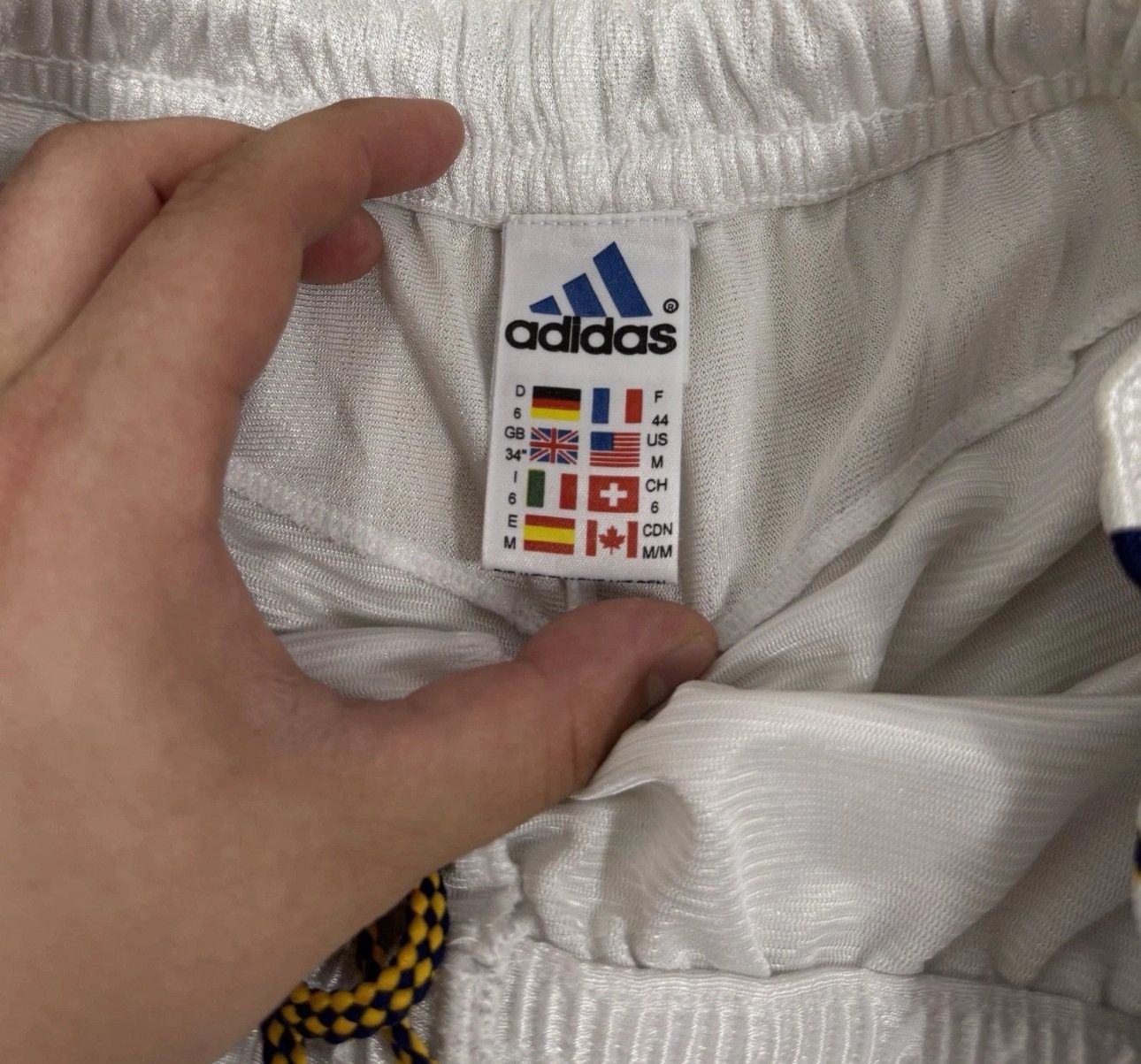 Adidas Vintage Adidas Real Madrid Football Shorts White 1998/1999 Size US 32 / EU 48 - 5 Thumbnail
