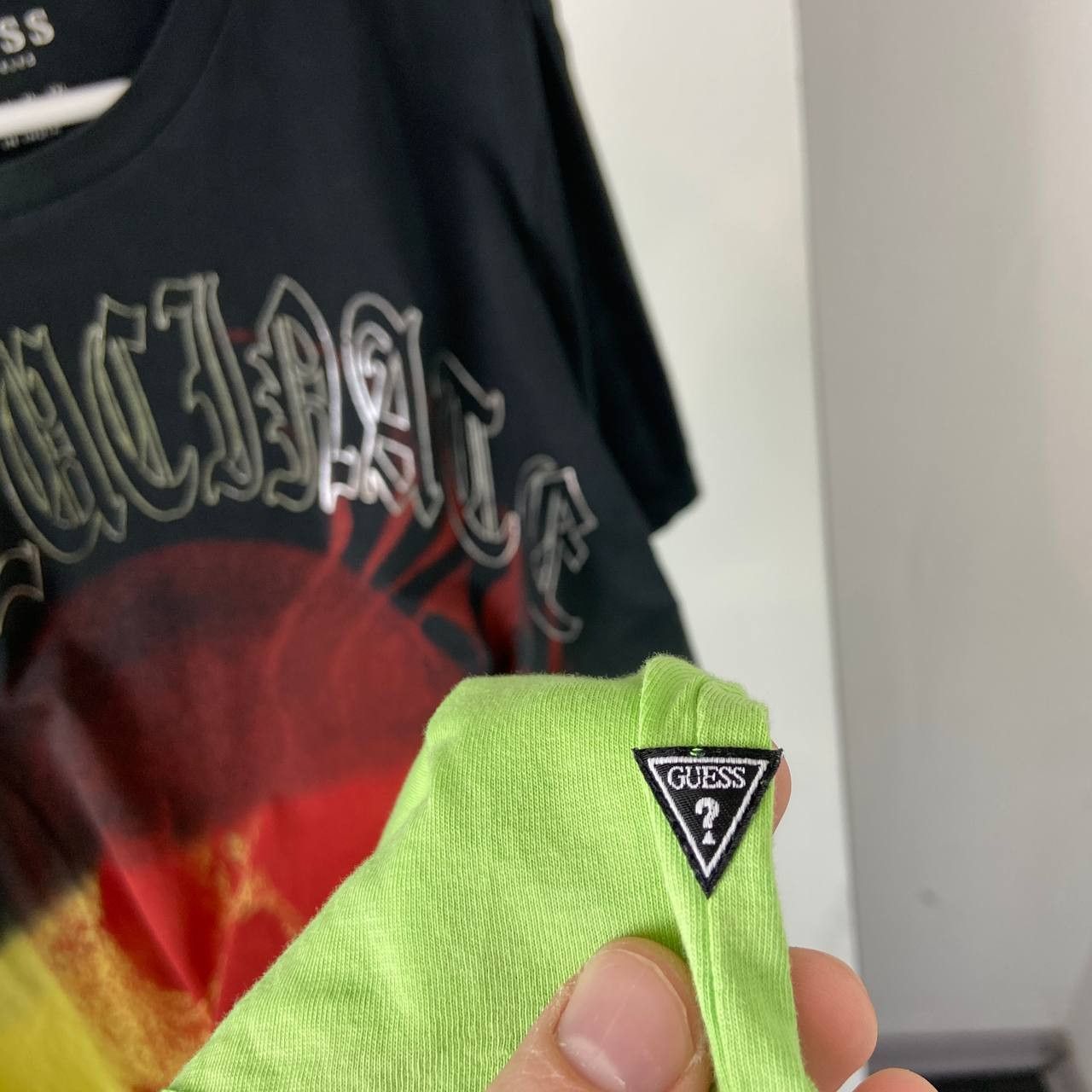 Guess Guess Vintage Big Logo Very Rare Skull T-Shirt Size US M / EU 48-50 / 2 - 6 Thumbnail