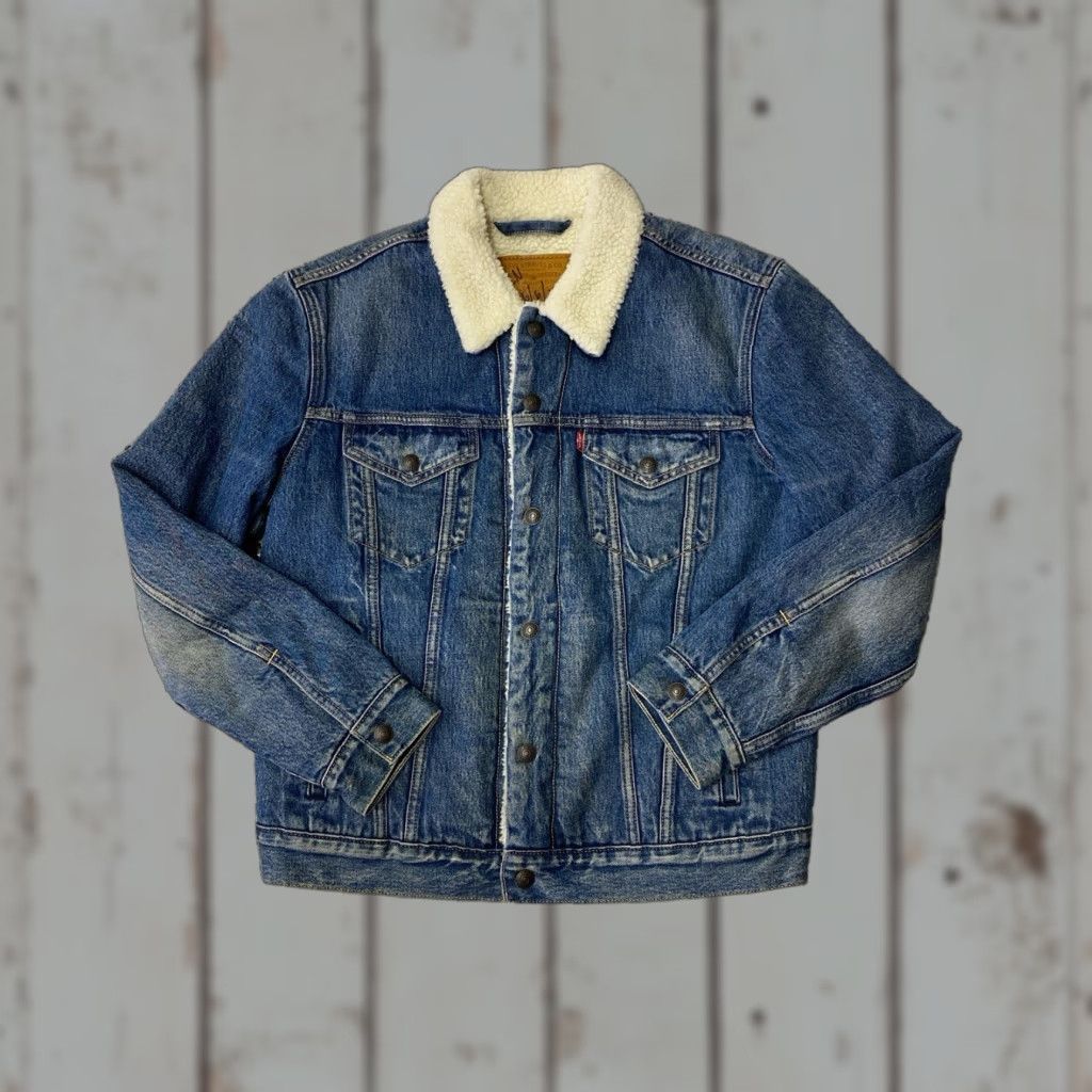 Levi's VINTAGE Levi's Trucker Jacket Denim Sample Stock Sherpa Lined Blue M Men Medium Jacket Size US M / EU 48-50 / 2 - 1 Thumbnail
