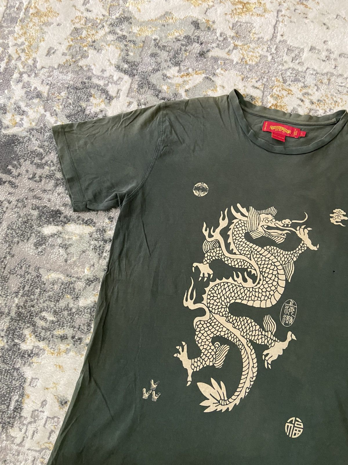 Shanghai Tang ICONIC DRAGON SHANGHAI TANG TEES Size US L / EU 52-54 / 3 - 2 Thumbnail