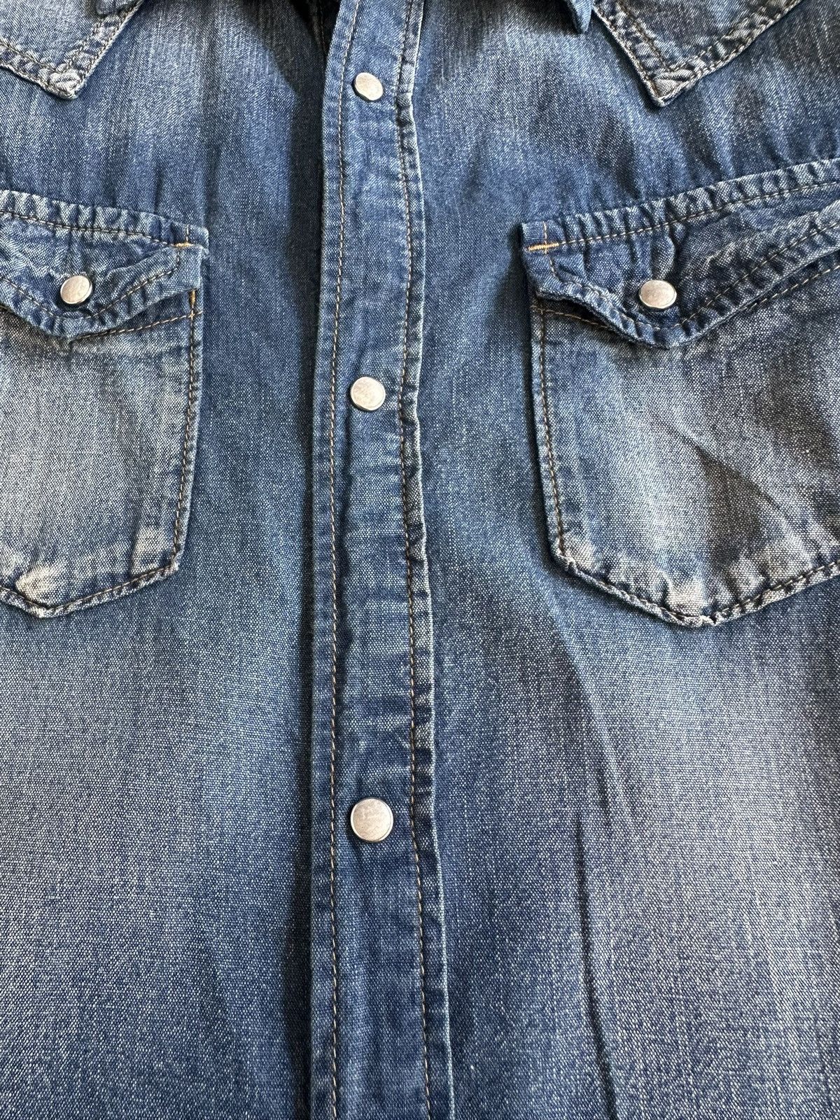 Hysteric Glamour 2000's Lounge Lizard stonewashed denim shirt Size US M / EU 48-50 / 2 - 20 Thumbnail