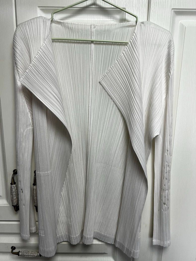 Issey Miyake Issey Miyake size:4 White openwork cardigan coat Size XS / US 0-2 / IT 36-38 - 1 Thumbnail