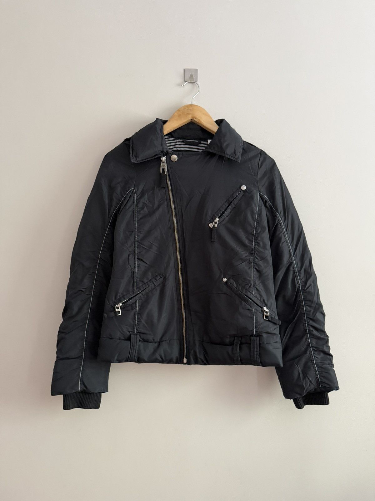 Miss Sixty Miss Sixty Cropped Puffer Jacket with Asymmetric Zip Size M / US 6-8 / IT 42-44 - 2 Thumbnail