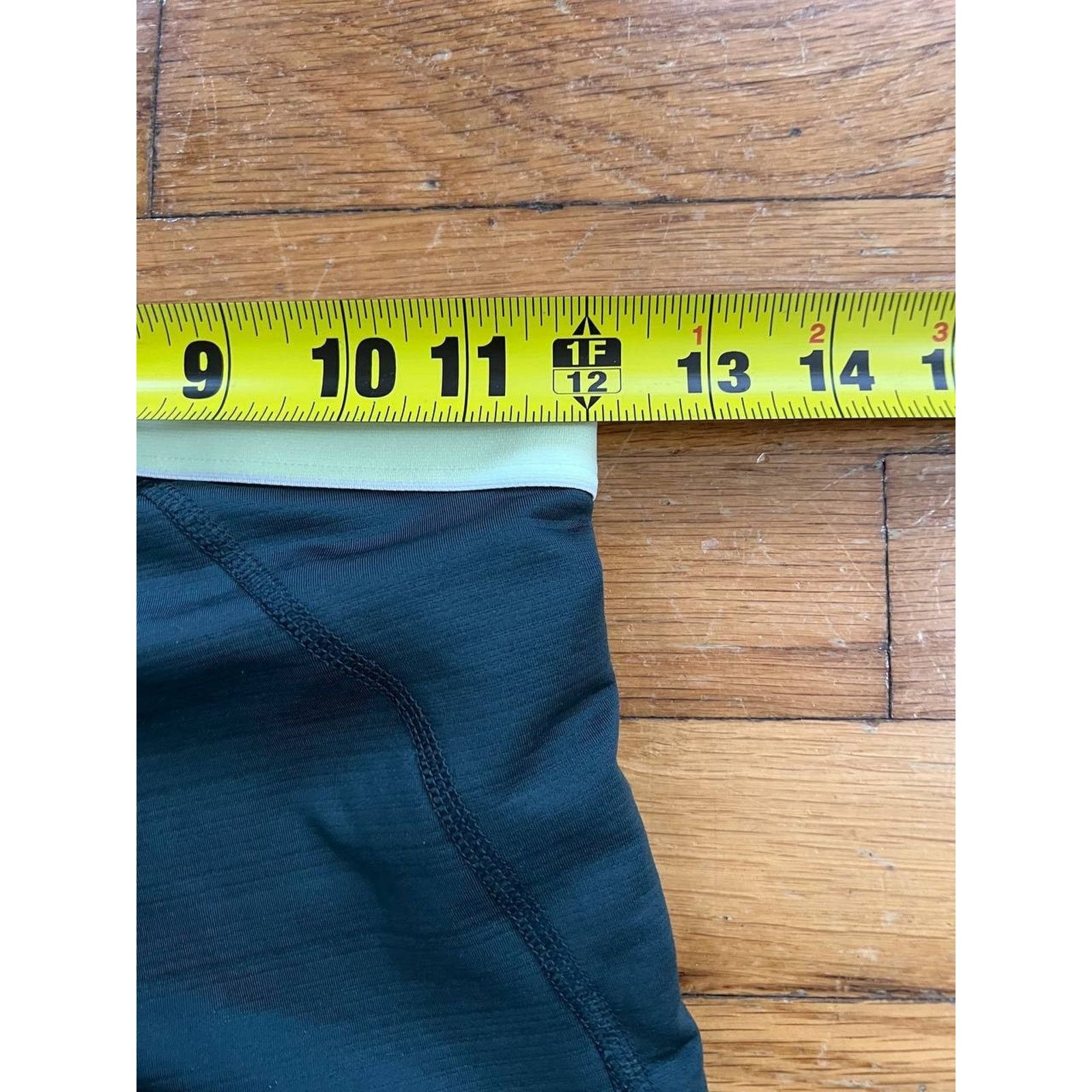 Nike NIKE Kids Pro Hyperwarm Training Tights Small A001755 Size US S / EU 44-46 / 1 - 6 Thumbnail