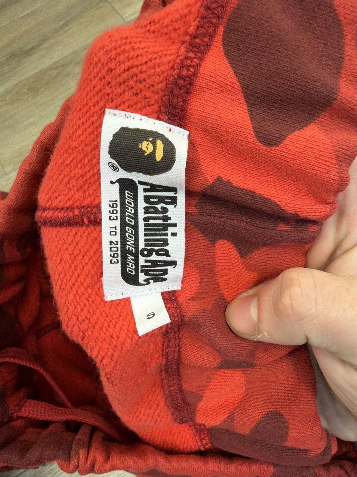 Bape Bape busy camo red sweatpants Size US 30 / EU 46 - 8 Thumbnail