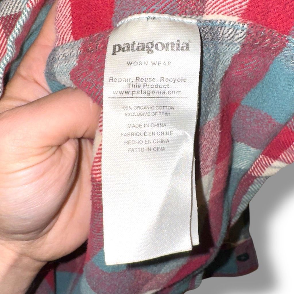 Patagonia Patagonia Organic Cotton Flannel Red Plaid Button Up Shirt S Size US S / EU 44-46 / 1 - 6 Thumbnail