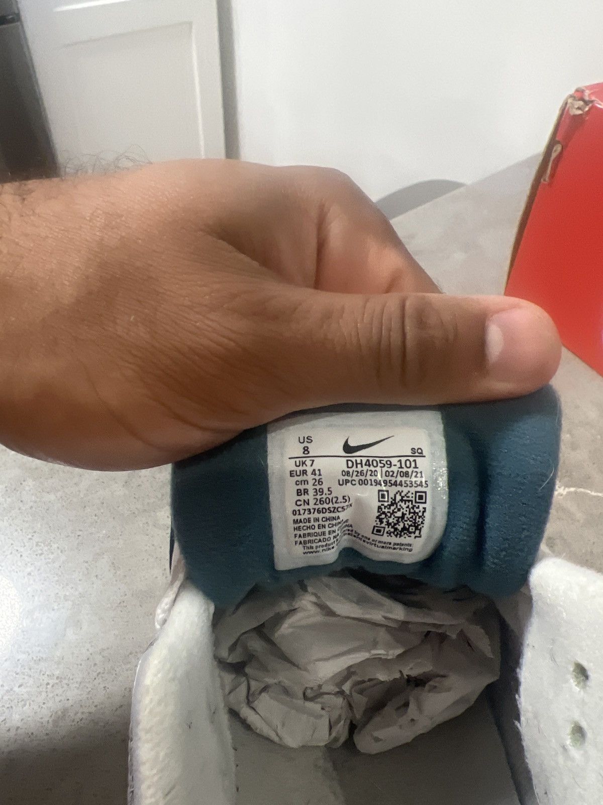 Nike Nike Air Max 1 LV8 Size US 8 / EU 41 - 4 Thumbnail
