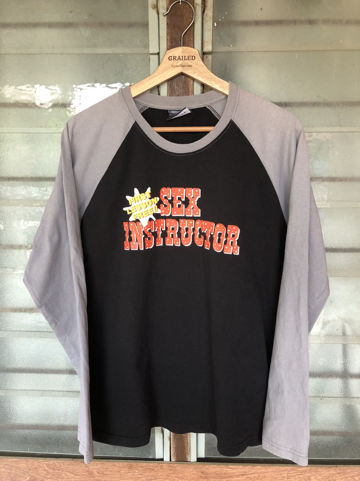 Vintage Vintage Fishbone Sex Instructor Shirt Tee Size US L / EU 52-54 / 3 - 1 Thumbnail