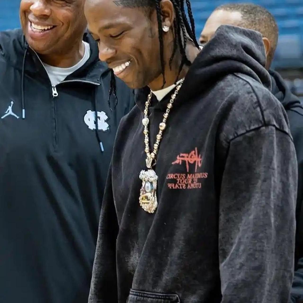 Travis Scott RARE Travis Scott Circus Maximus Utopia Staff Hoodie size M Size US M / EU 48-50 / 2 - 1 Thumbnail