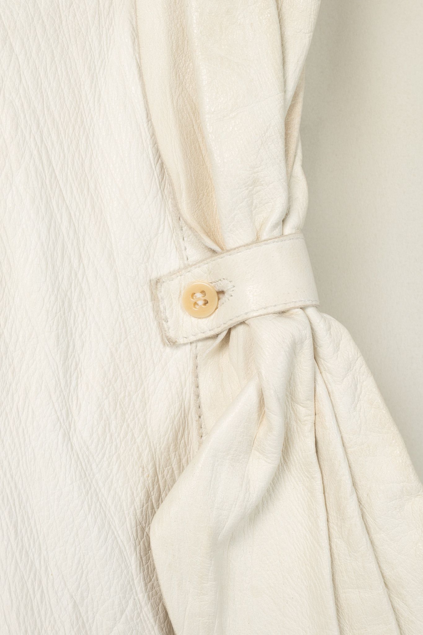 Armani Collezioni Armani Collezioni Cream Leather Shawl-Lapel Blazer Size L / US 10 / IT 46 - 6 Thumbnail