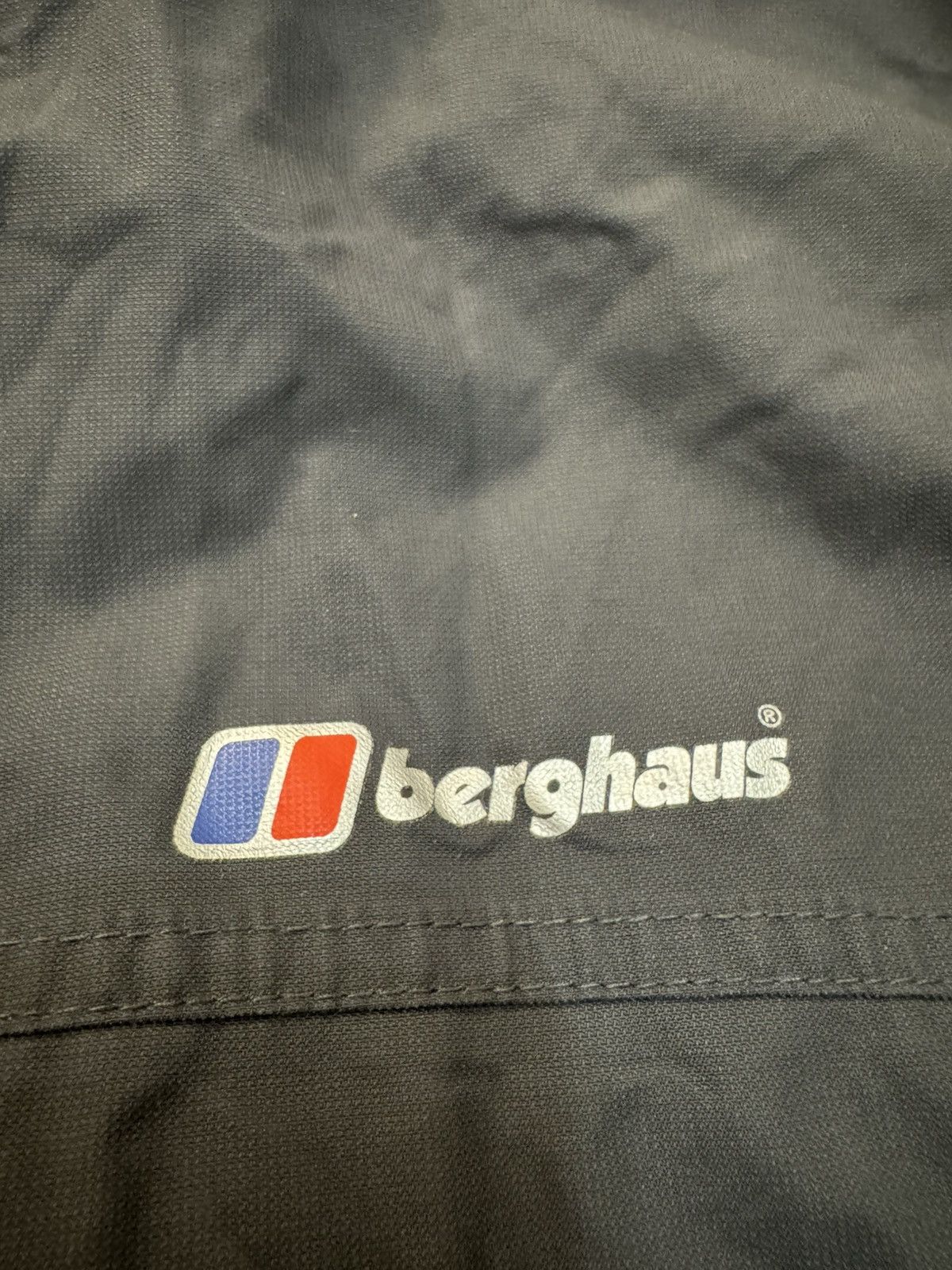 Berghaus Berghaus AQ2 Waterproof Gorpcore Trekking Jacket size L Size US L / EU 52-54 / 3 - 8 Thumbnail