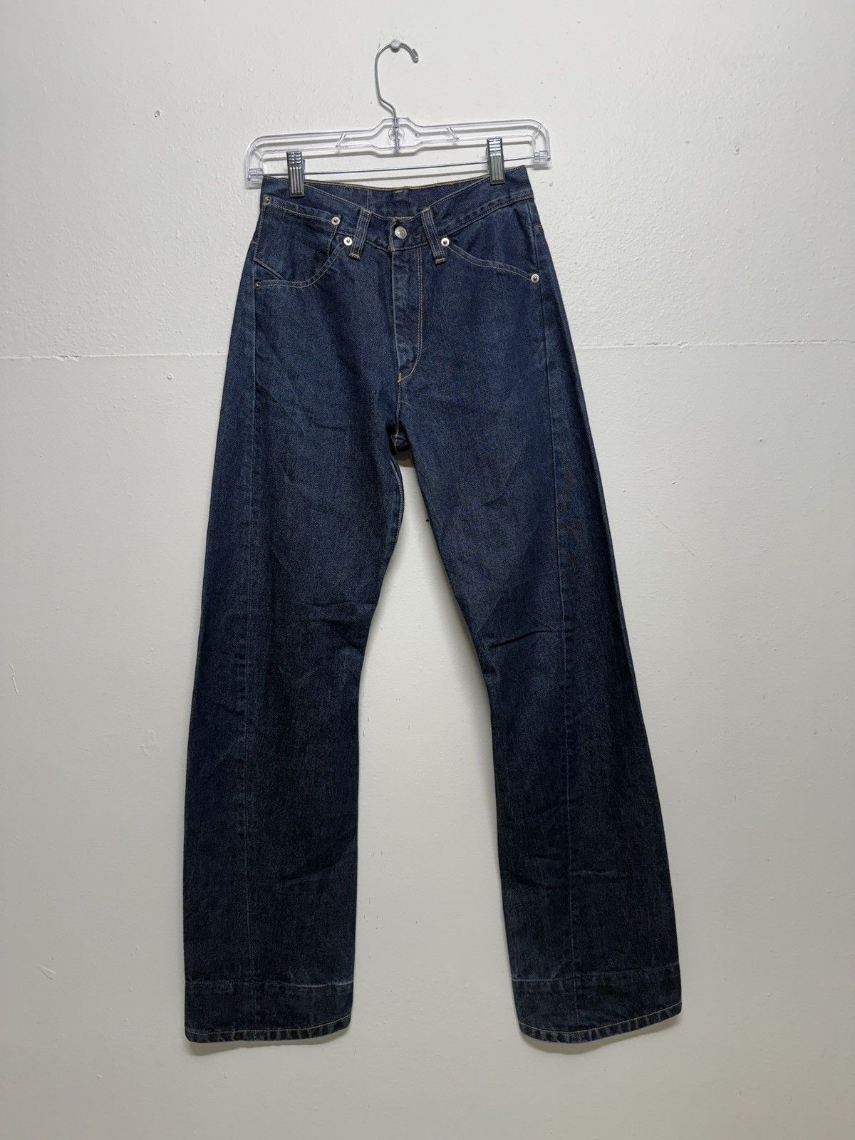 Levi's Rare Vintage Levi's Engineered HK Twisted Jeans W25/29 Size 25" / US 0 / IT 36 - 1 Thumbnail
