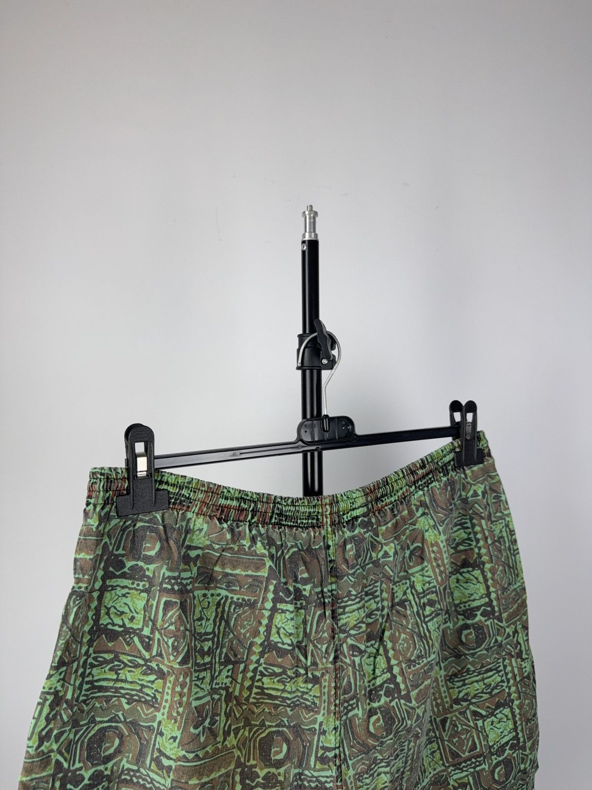 Vintage Vintage Tribal Print Swim Shorts 90s Ethnic Pattern Size US 35 - 7 Thumbnail
