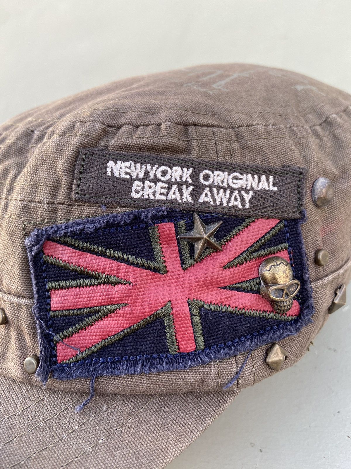 If Six Was Nine 2000s chunglim skull studded patrol hat Size ONE SIZE - 4 Thumbnail