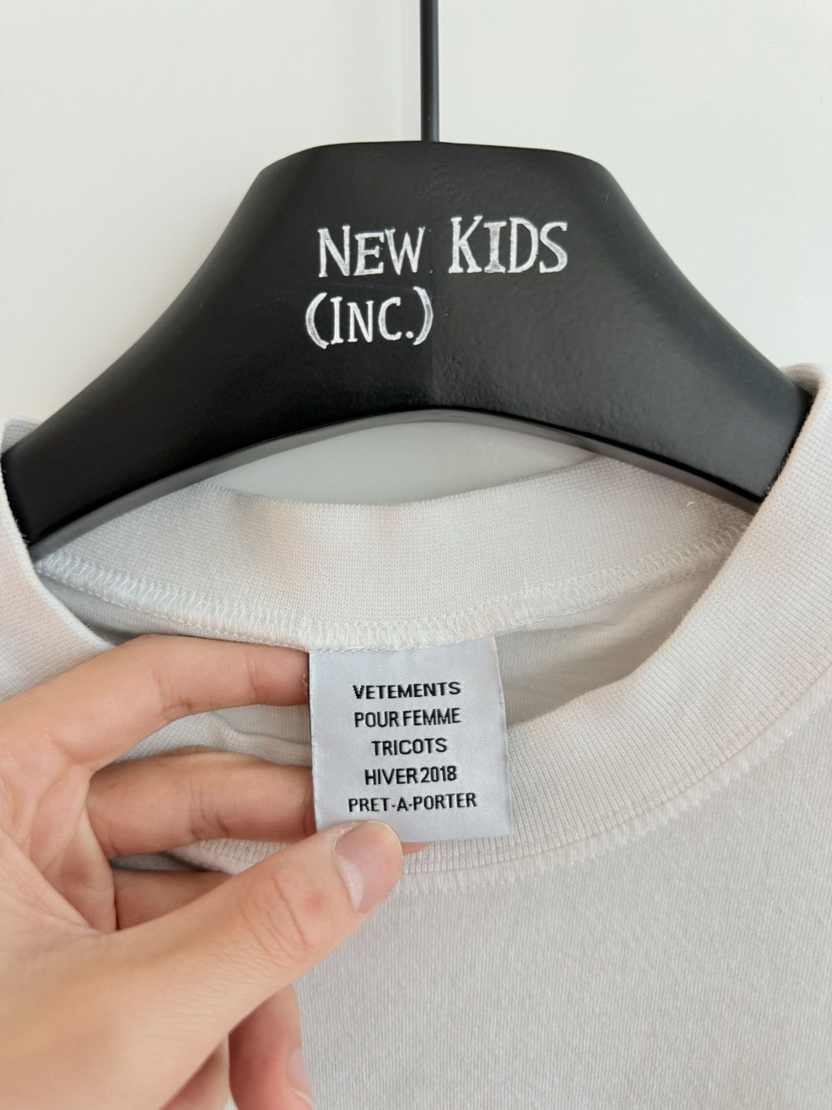 Vetements Vetements Staff T Shirt Size US S / EU 44-46 / 1 - 2 Thumbnail