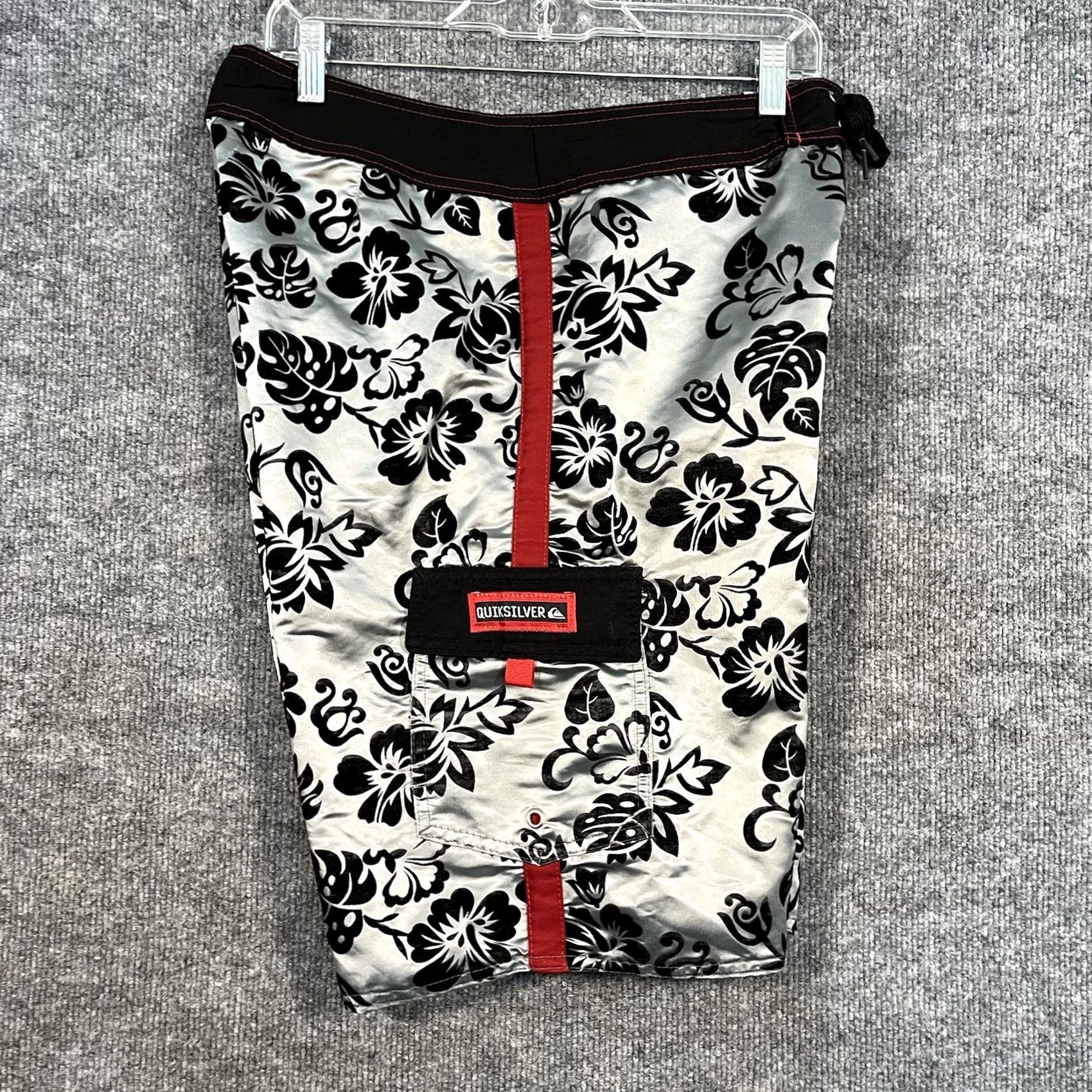 Quiksilver VINTAGE Quiksilver Board Shorts Mens 30 Swim Trunks Floral Mock Patchwork Gray 90s Y2K Surf Mens Size US 30 / EU 46 - 2 Thumbnail